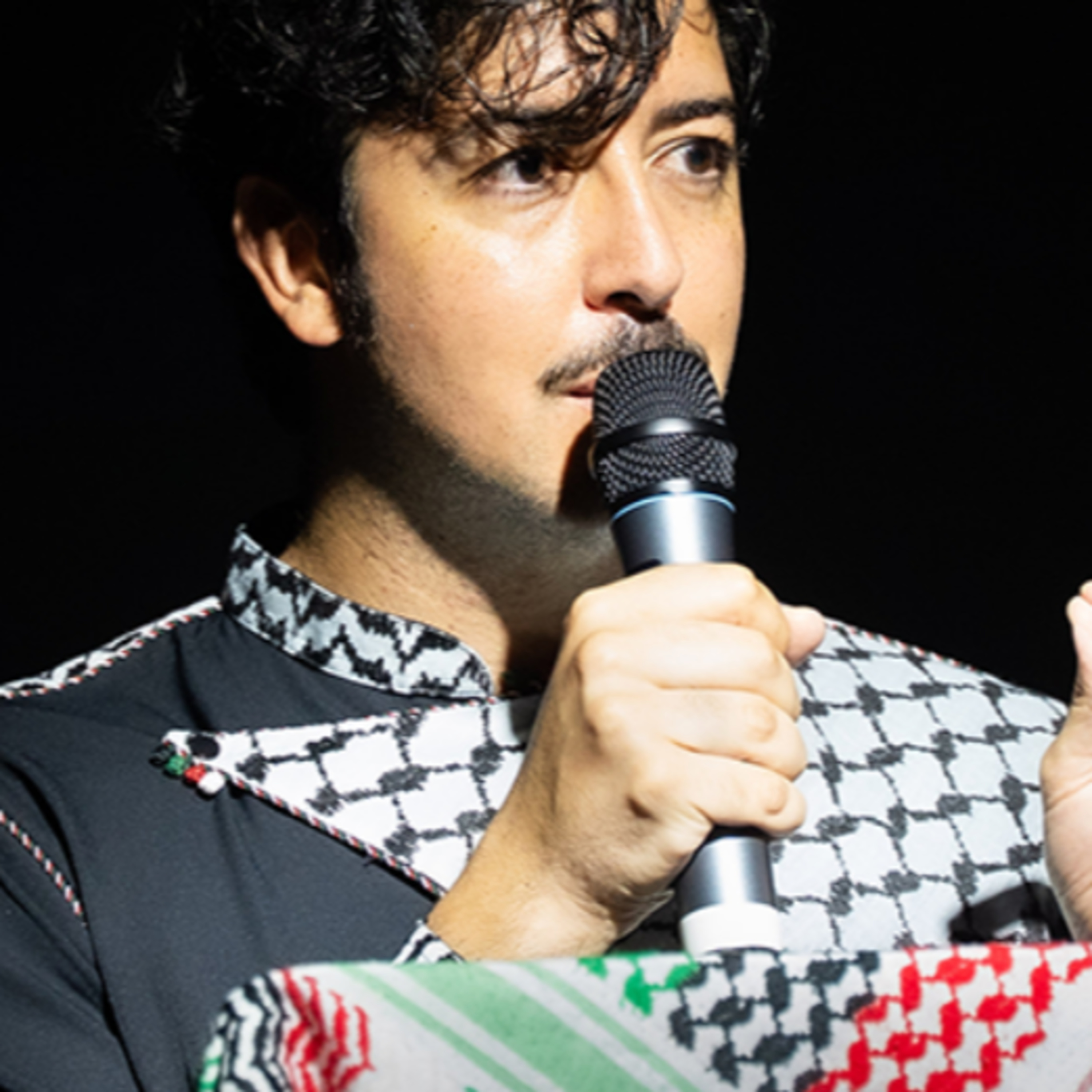 [Texto] Activisme, poésie et liberté : rencontre avec Jamal Ouazzani episode artwork