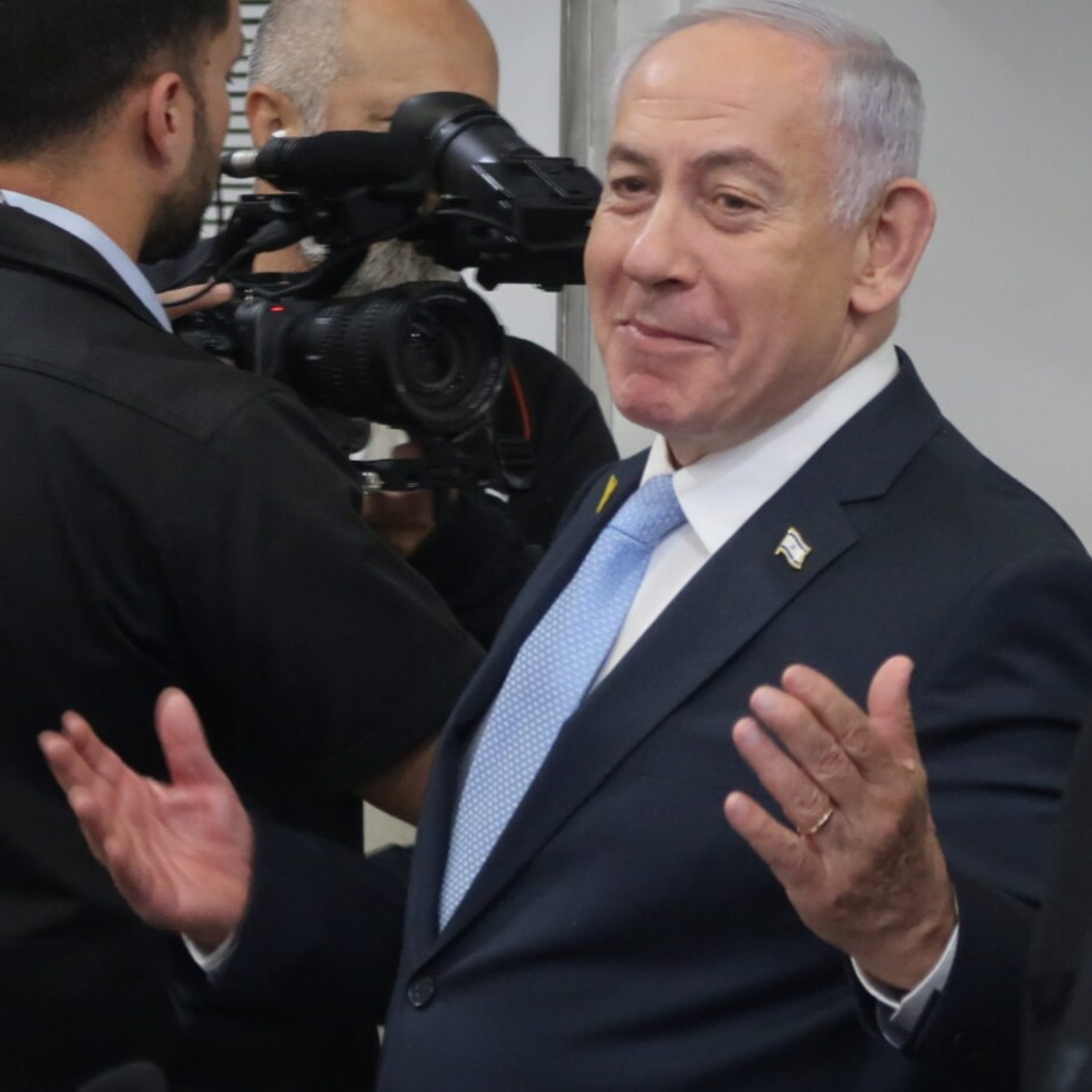 עדות נתניהו הגיעה לשלב "הכלב אכל לי את השיעורים"