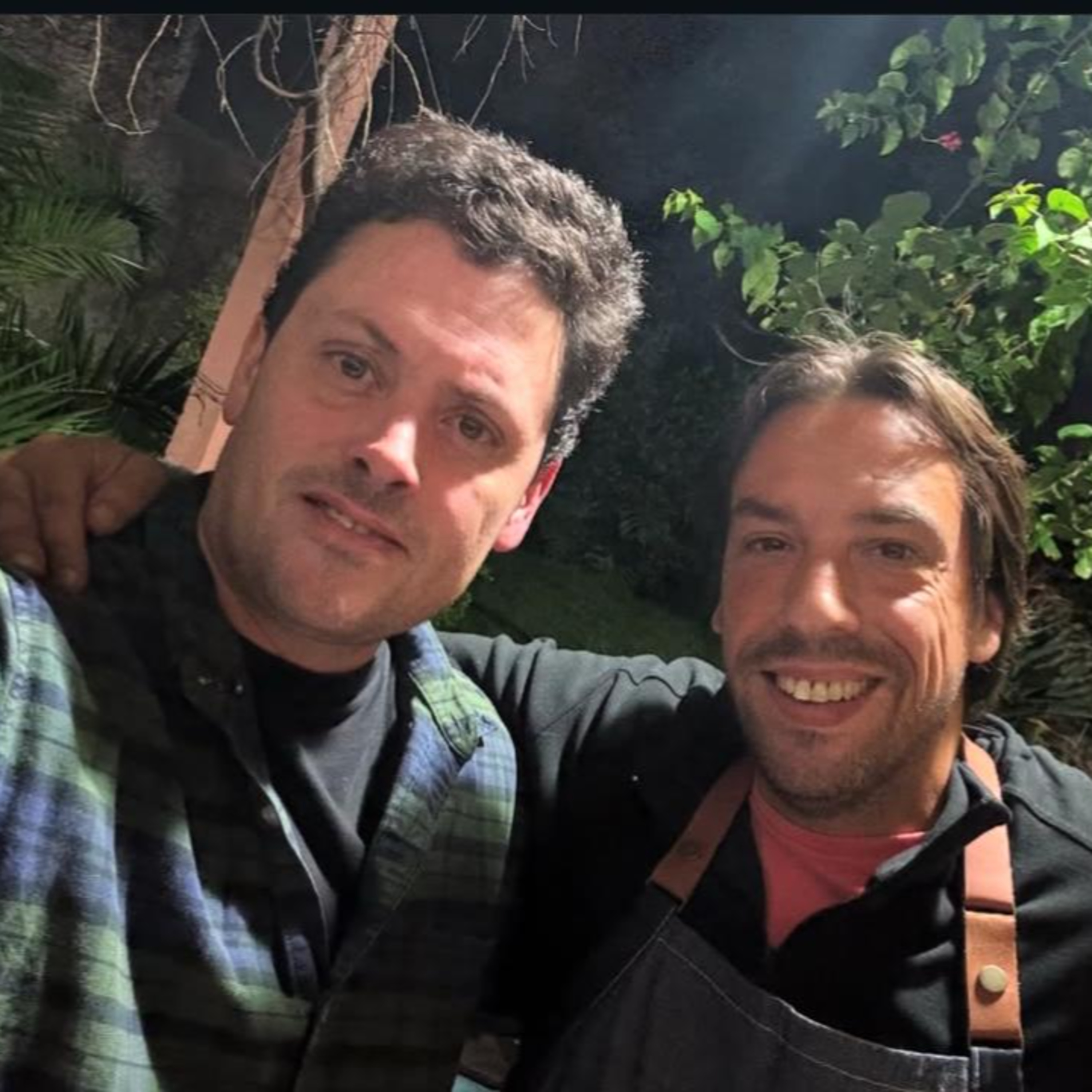 #SubeLaMarea - Invitado de lujo en los estudios Nicolas Aimetta de whiskyparaprincipiantes , para hablar de sobre esta noble bebida espirituosa destilada y mucho mas en esta imperdible entrevista !!