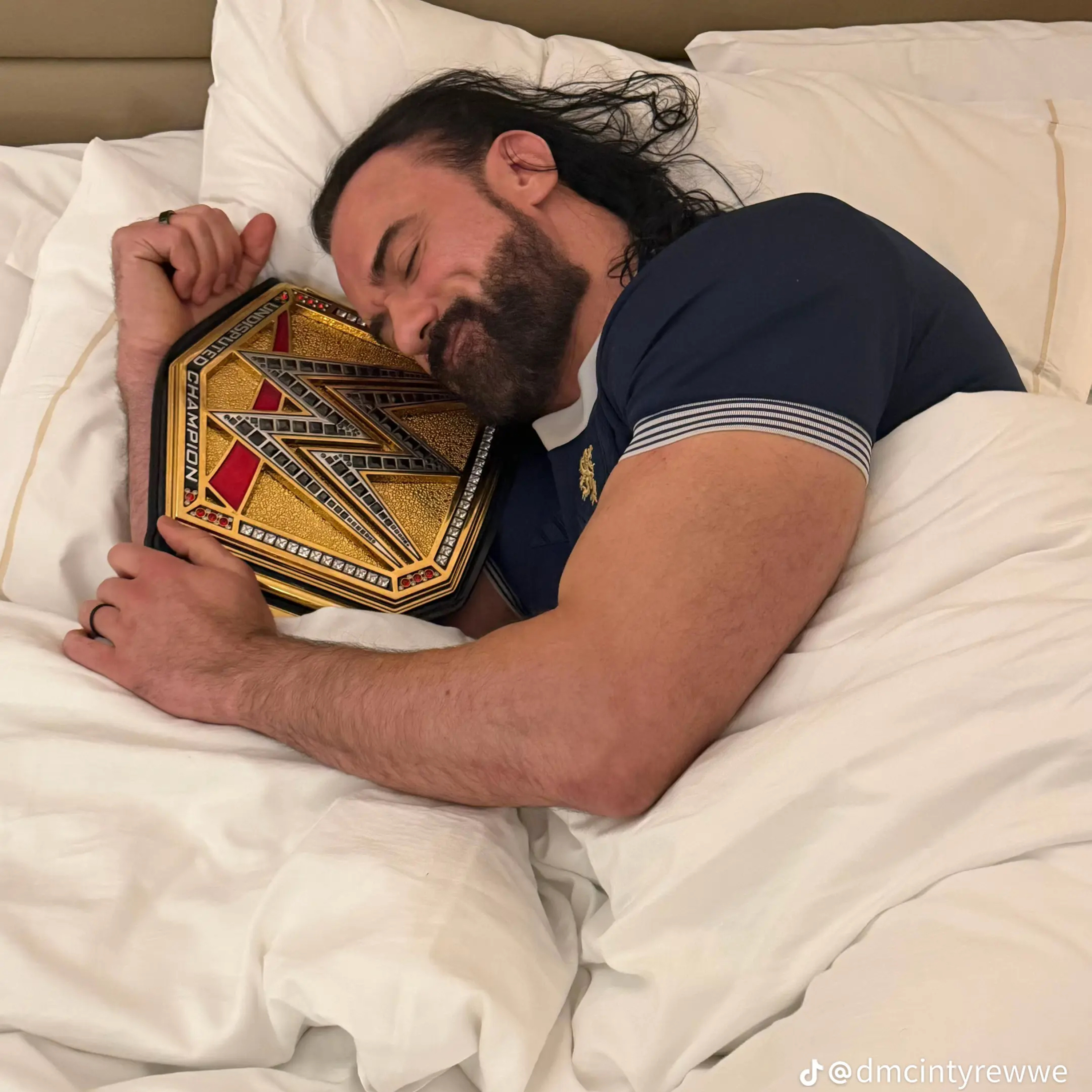 Drew McIntyre Wins the WWE Championship & SmackDown Was a 10/10 Show  episode artwork