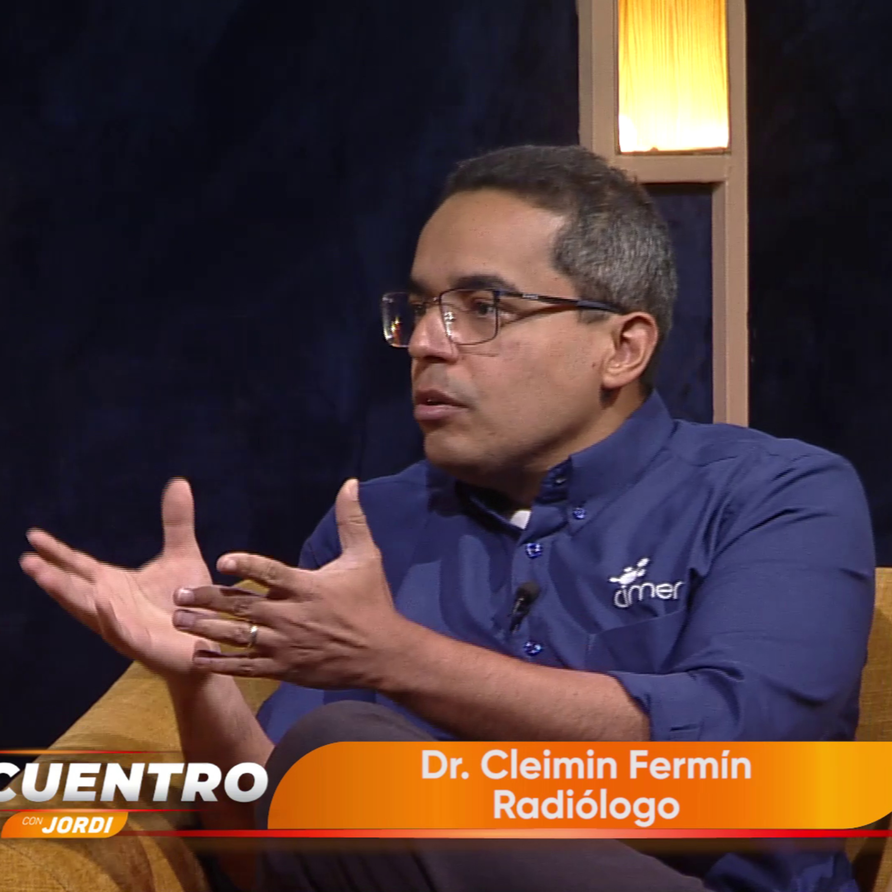 ¿Qué hace realmente un Radiólogo? Mitos, Avances Tecnológicos y el Poder del PET-CT | Dr. Cleimy Fermín episode artwork
