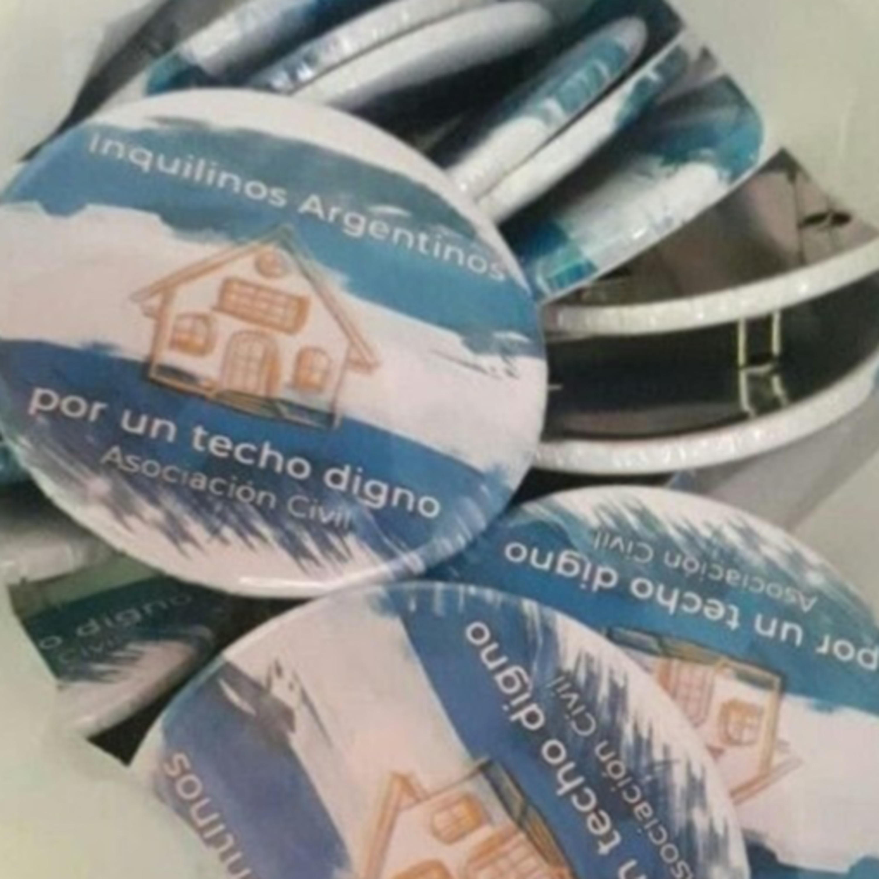 Nota con Glenda Gómez, Presidenta y Fundadora de la Asociación Civil de Inquilinos Argentinos Por Un Techo Digno episode artwork