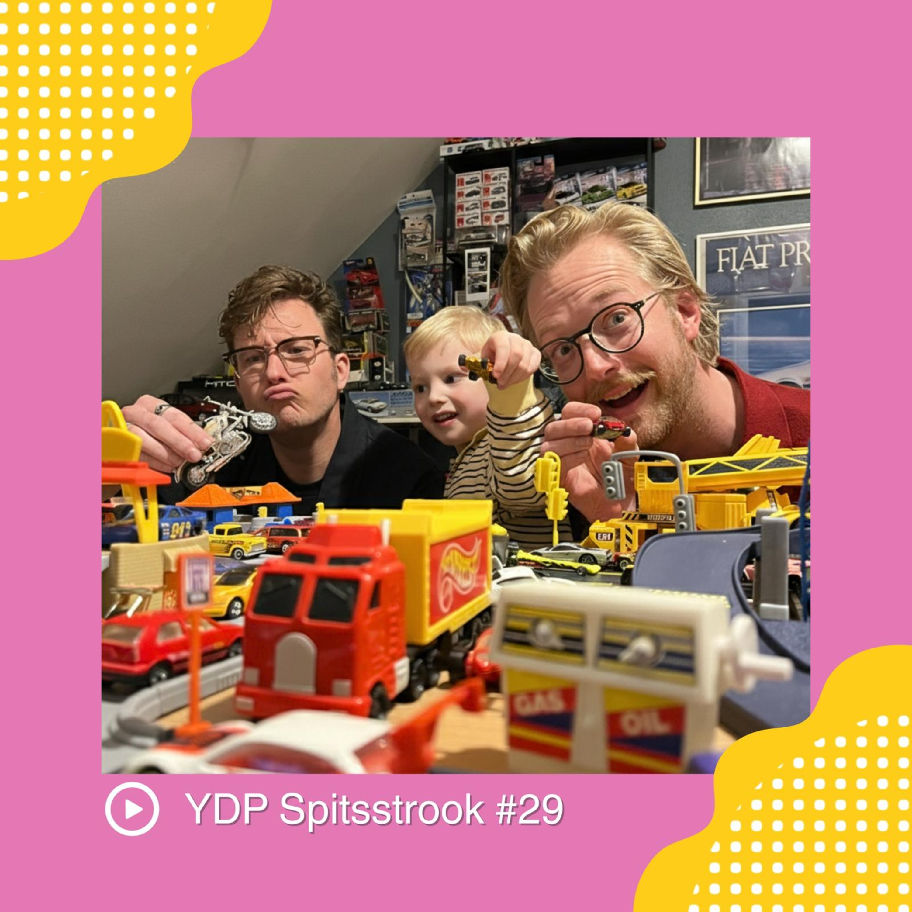 Spitsstrook #29: Lucky who drives it. En Genesis komt. En Paul vind iets van een Ferrari. episode artwork