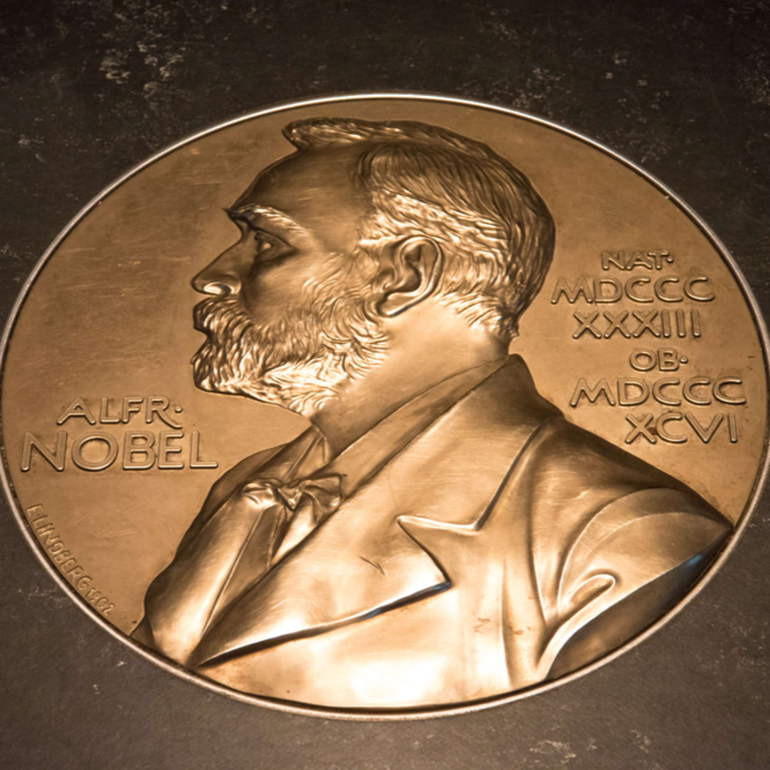 পদার্থবিদ্যায় নোবেল ২০২৫ কেন দেওয়া হলো? কোয়ান্টাম টানেলিং ।