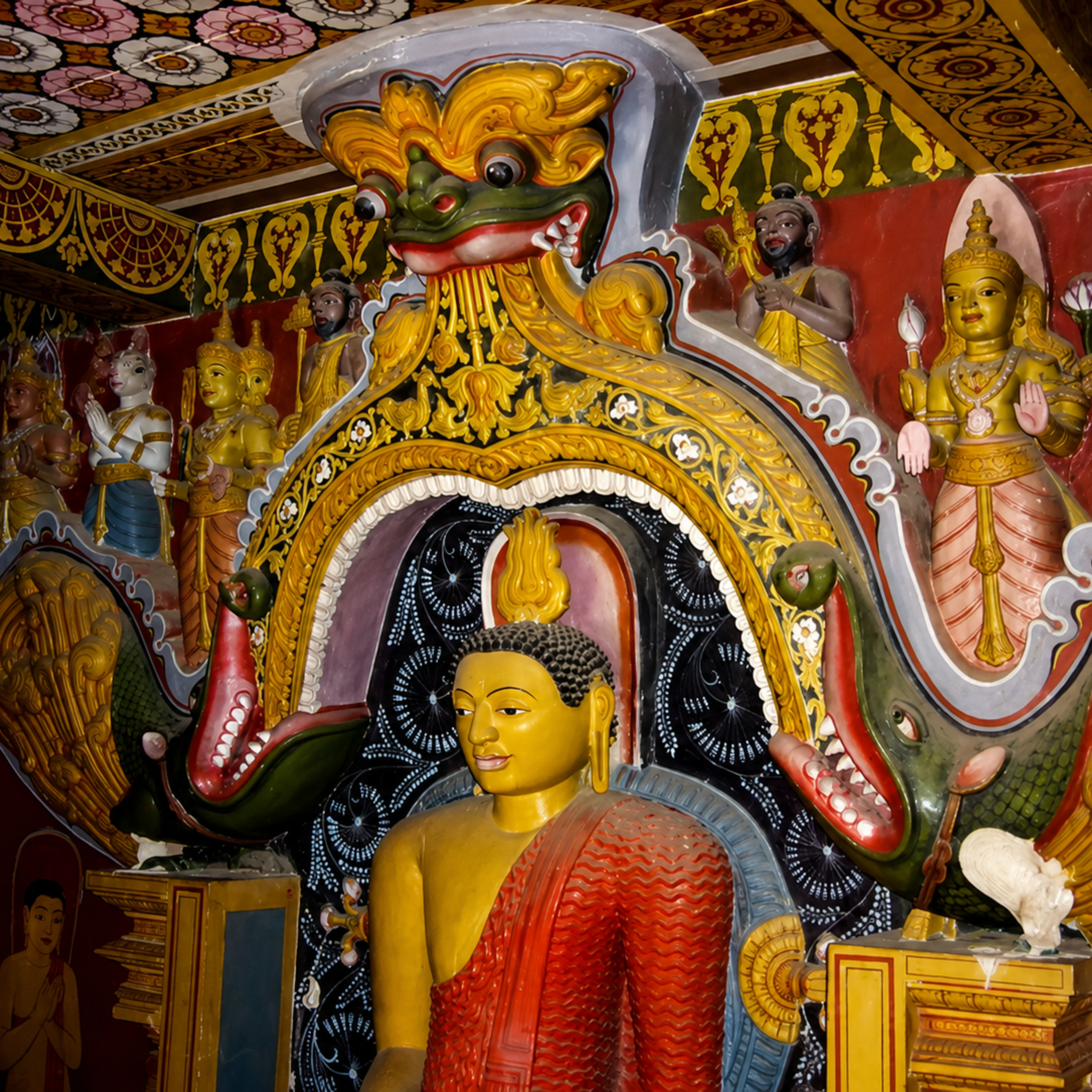 ලංකාවේ මකර රූපවල සැඟවුණු රහස