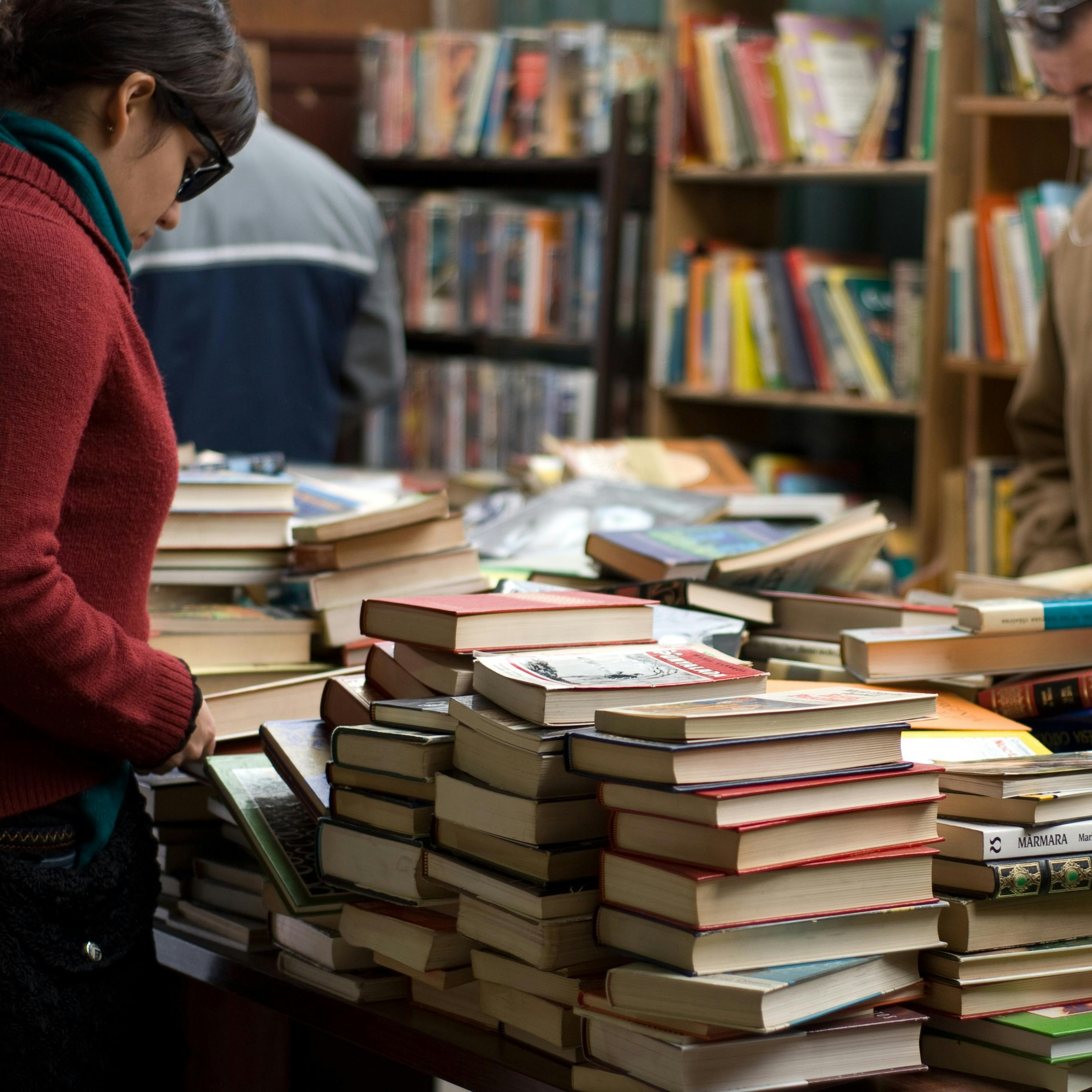 Free Palestine: 12 Great Reads by Palestinian and Palestinian Diaspora Authors episode artwork