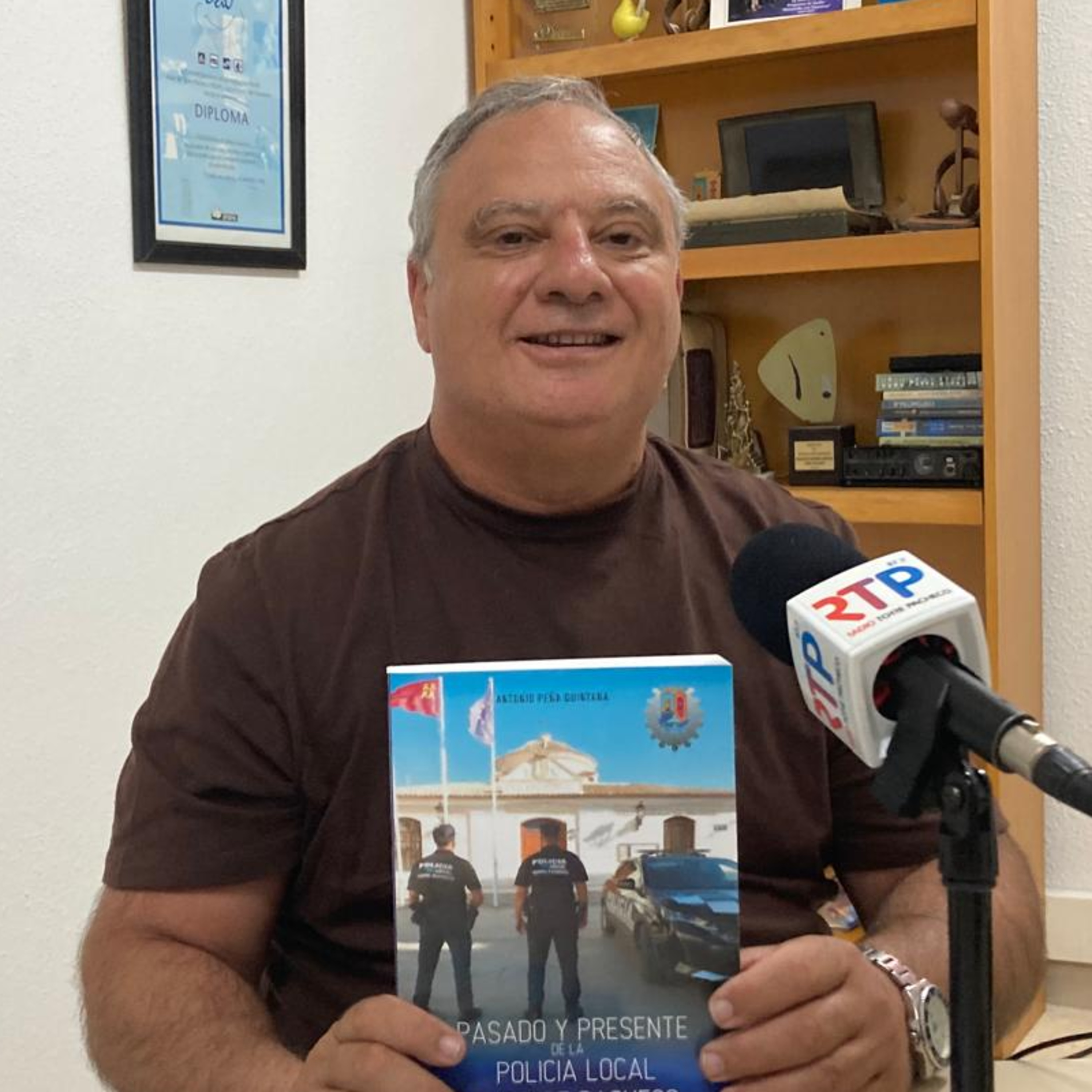 2024-05-22 Entrevista a Antonio Peña Quintana, Policía Local de Torre Pacheco, por la presentación de su libro "Pasado y presente de la Policía Local de Torre Pacheco" episode artwork