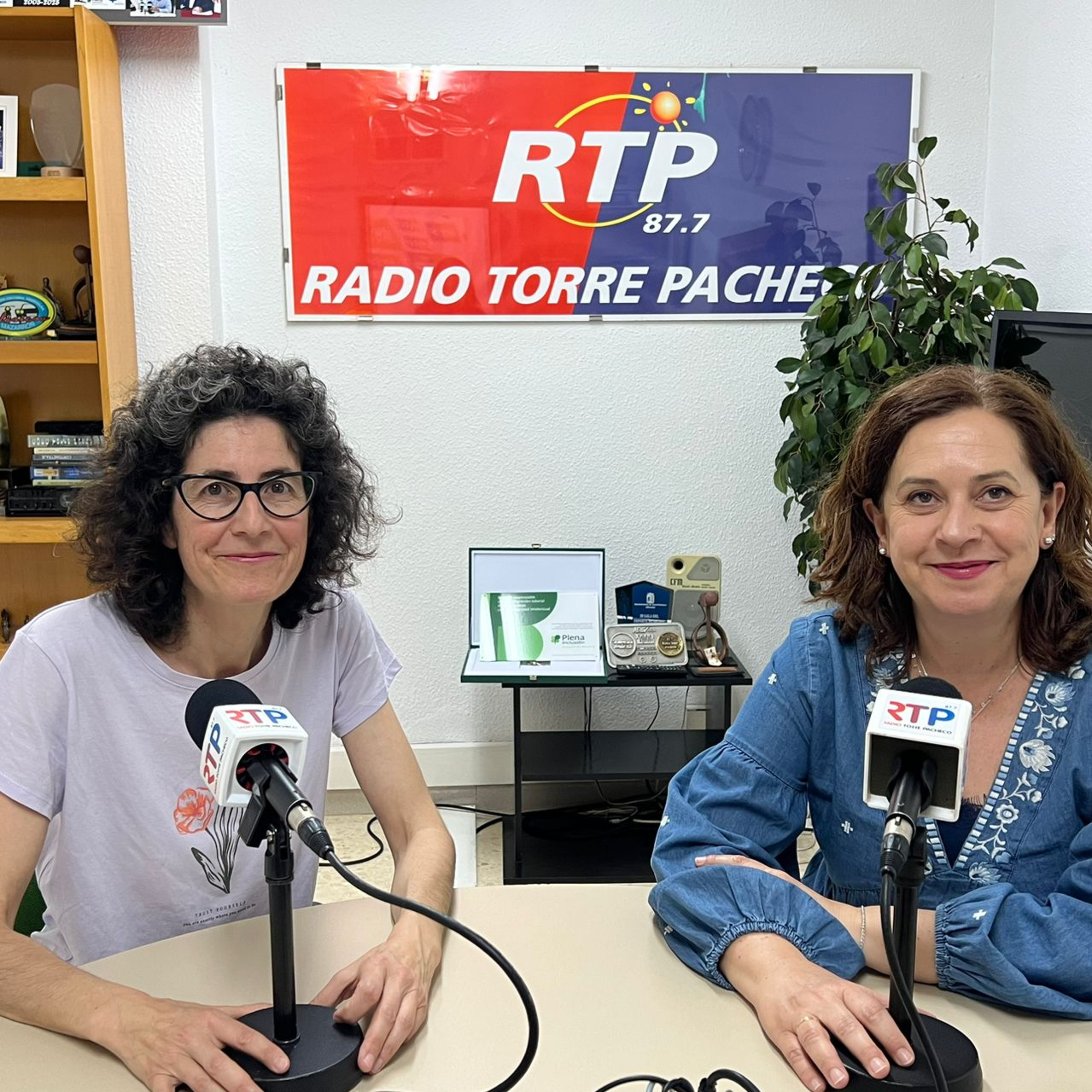 2025-05-13 ENTREVISTA A CRISTINA MUÑOZ PEDREÑO, SOBRE LA JORNADA "DESMARCATE" episode artwork
