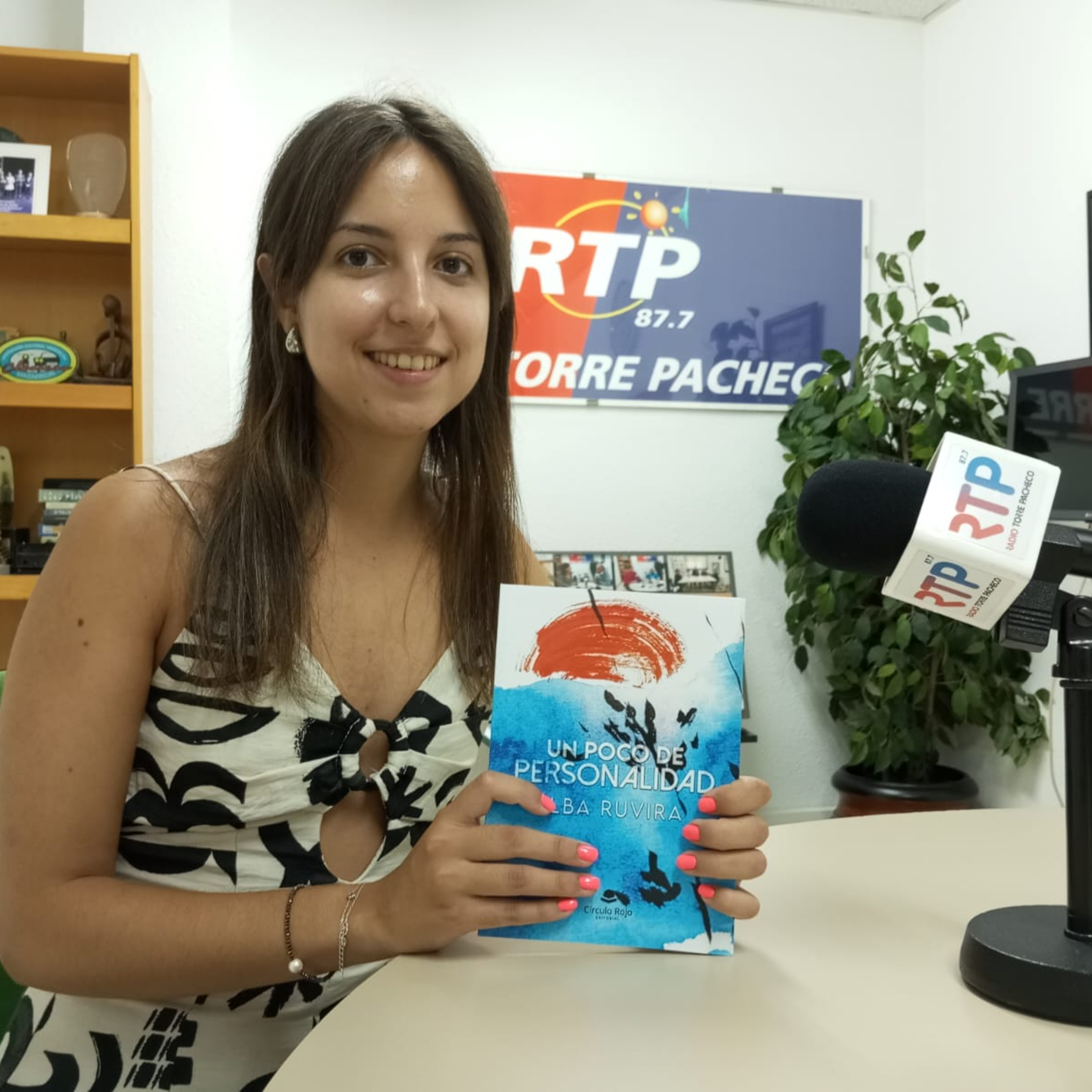 2025-07-18 ENTREVISTA LA JOVEN PSICÓLOGA PACHEQUERA, ALBA RUVIRA, PUBLICA SU PRIMER LIBRO “UN POCO MÁS DE PERSONALIDAD” SOBRE LOS TRASTORNOS DE PERSONALIDAD Y QUE INCLUYE EJERCICIOS PRÁCTICOS episode artwork
