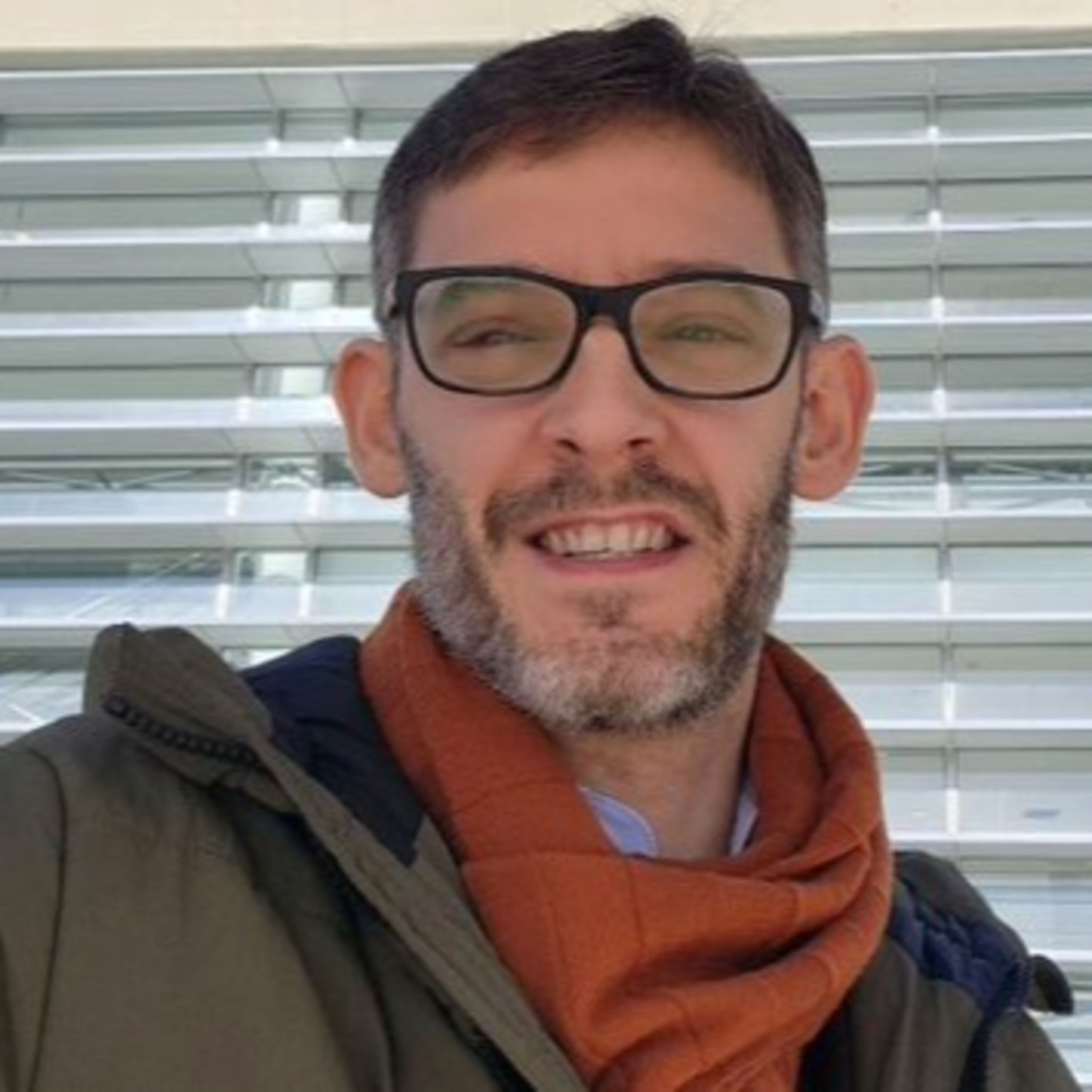 Eduardo Prueger, criminalista especializado en accidentología episode artwork