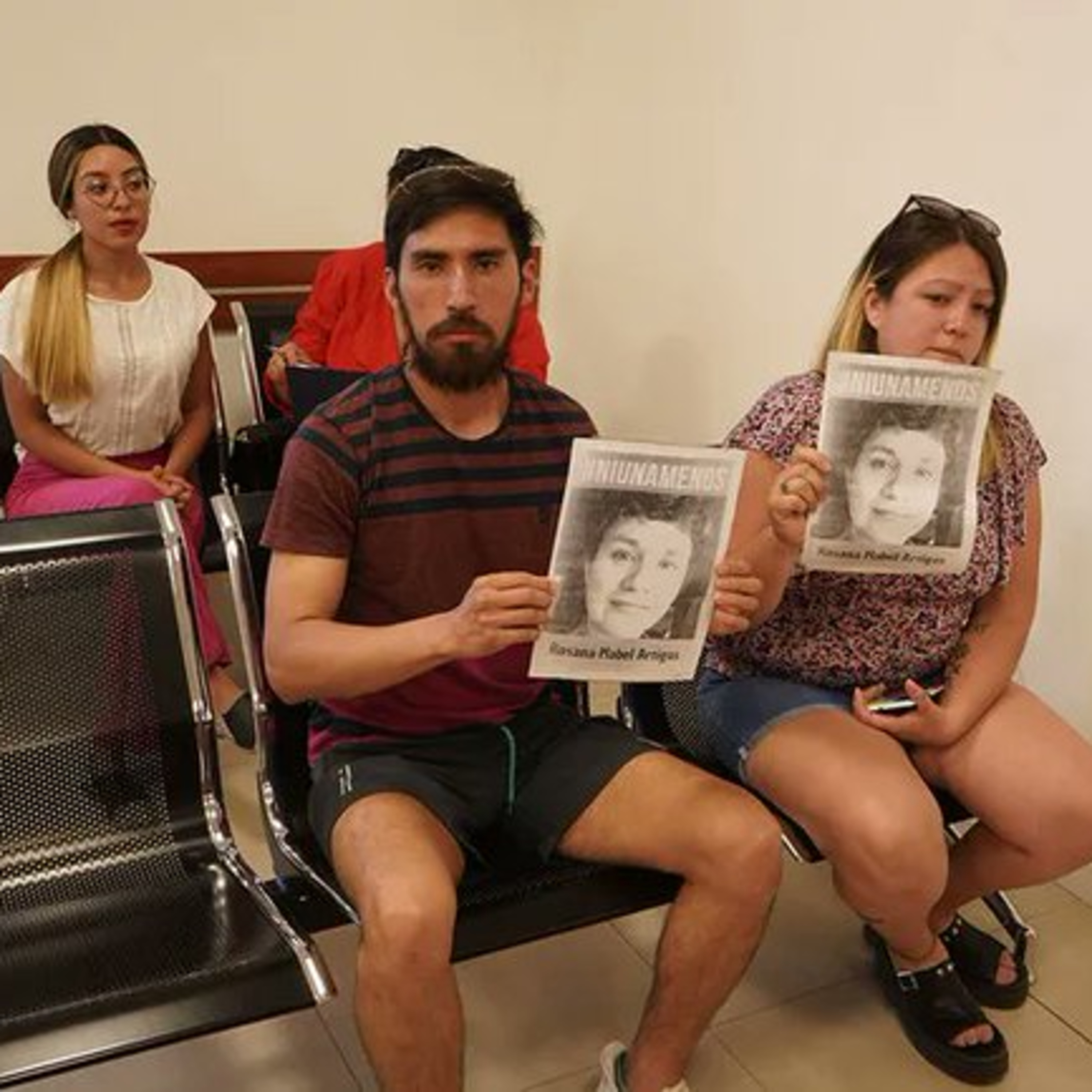 Luciana Artigas, hermana de Rosana, mujer desaparecida en Plottier hace días episode artwork