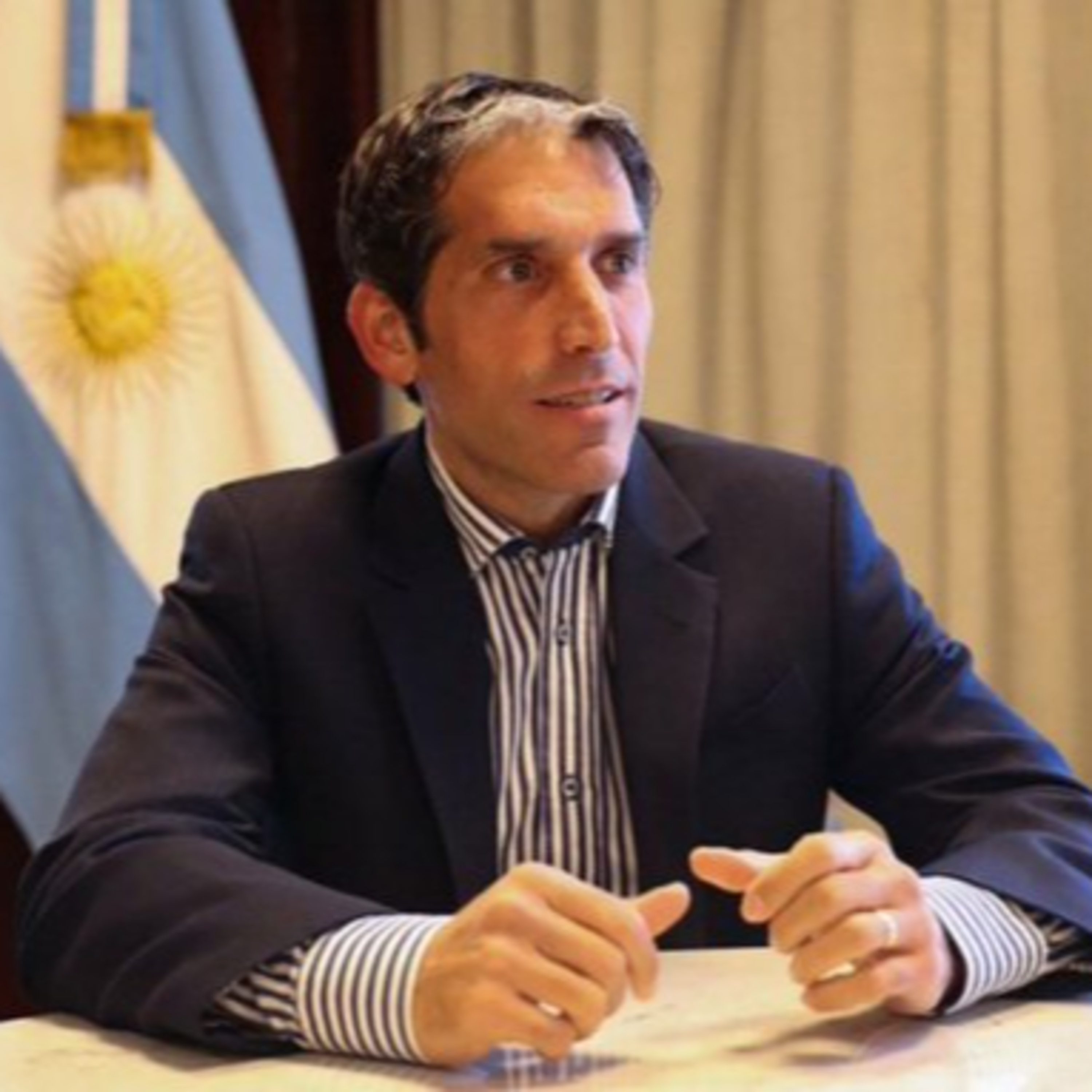 Juan José Carbajales, abogado y politólogo episode artwork