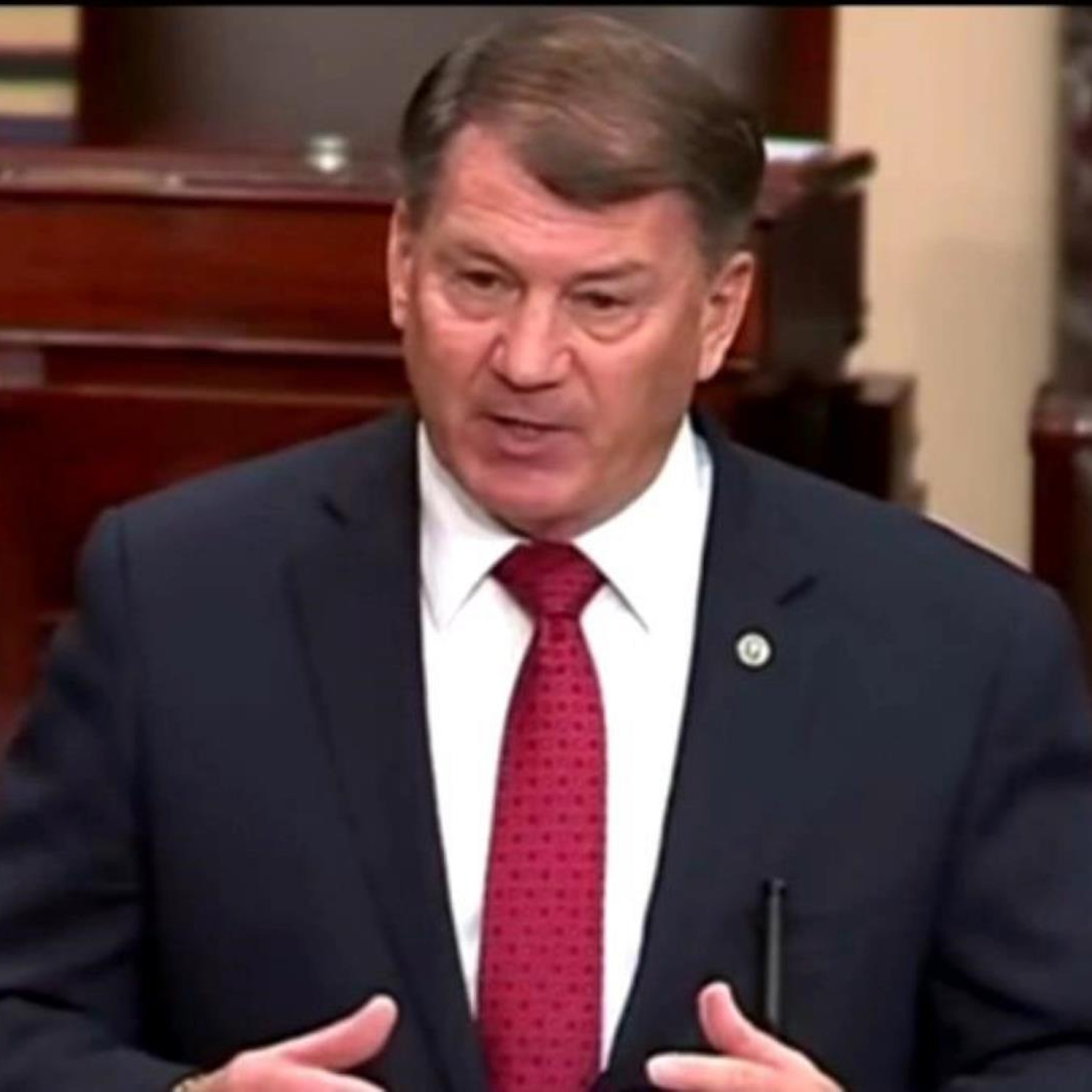 Senators Vow to Continue UFO Disclosure Push/Teenagers Run Away from One-Eyed ETs