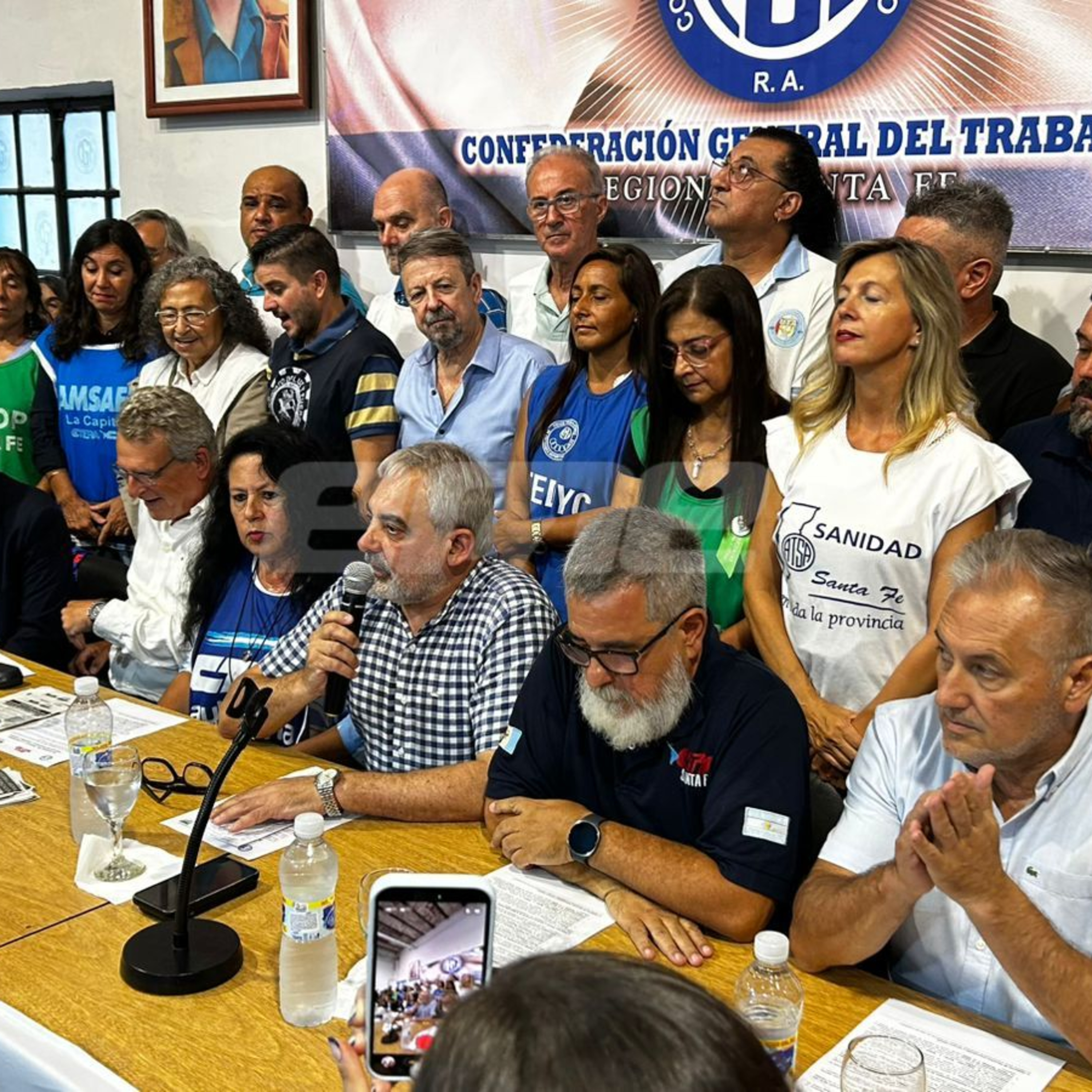 Con respaldo de legisladores nacionales, la CGT Santa Fe rechazó el proyecto de reforma laboral episode artwork