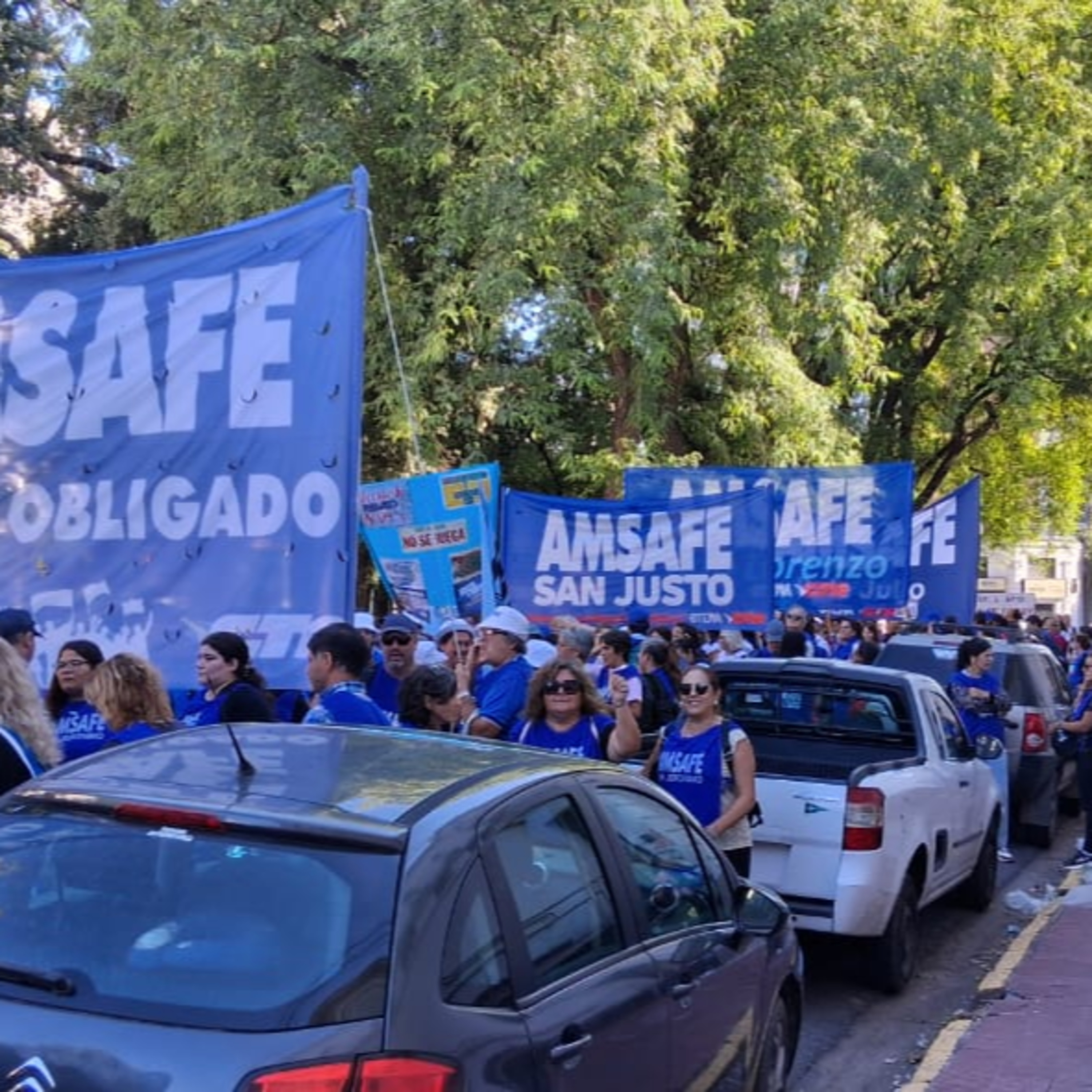 Paro docente y clases en marcha: Santa Fe inició el ciclo lectivo con protestas y reclamos gremiales episode artwork