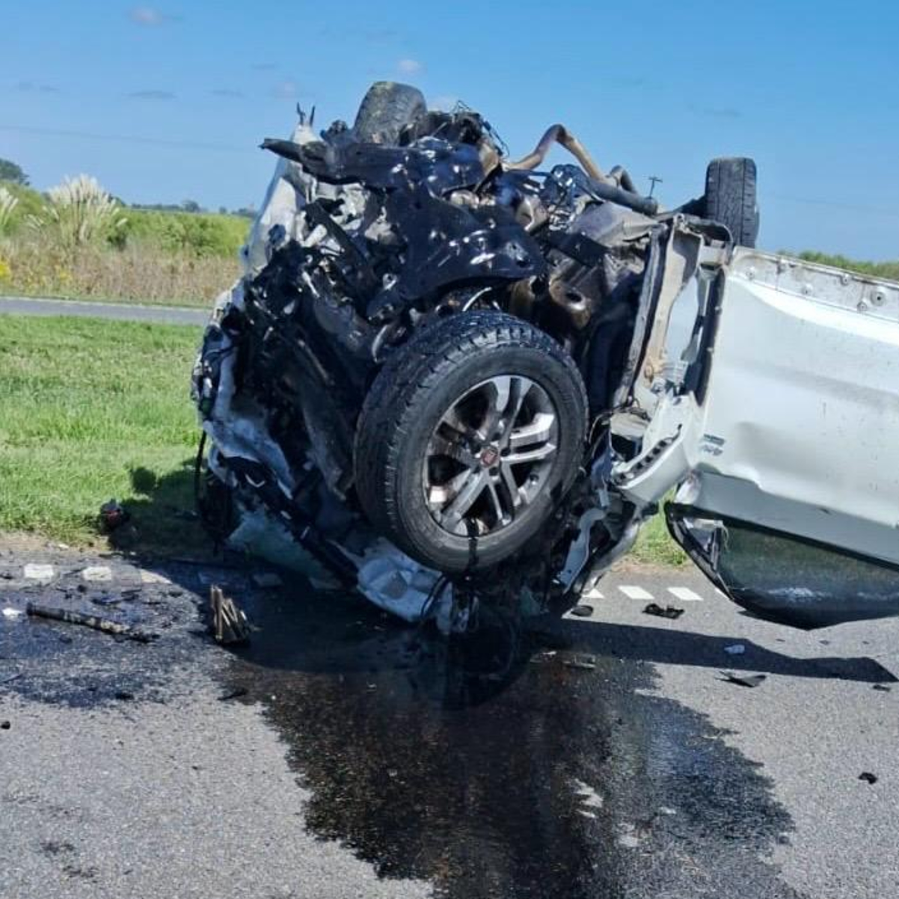 Tragedia en la autopista Rosario–Santa Fe: dos muertos y al menos ocho heridos tras un violento choque episode artwork