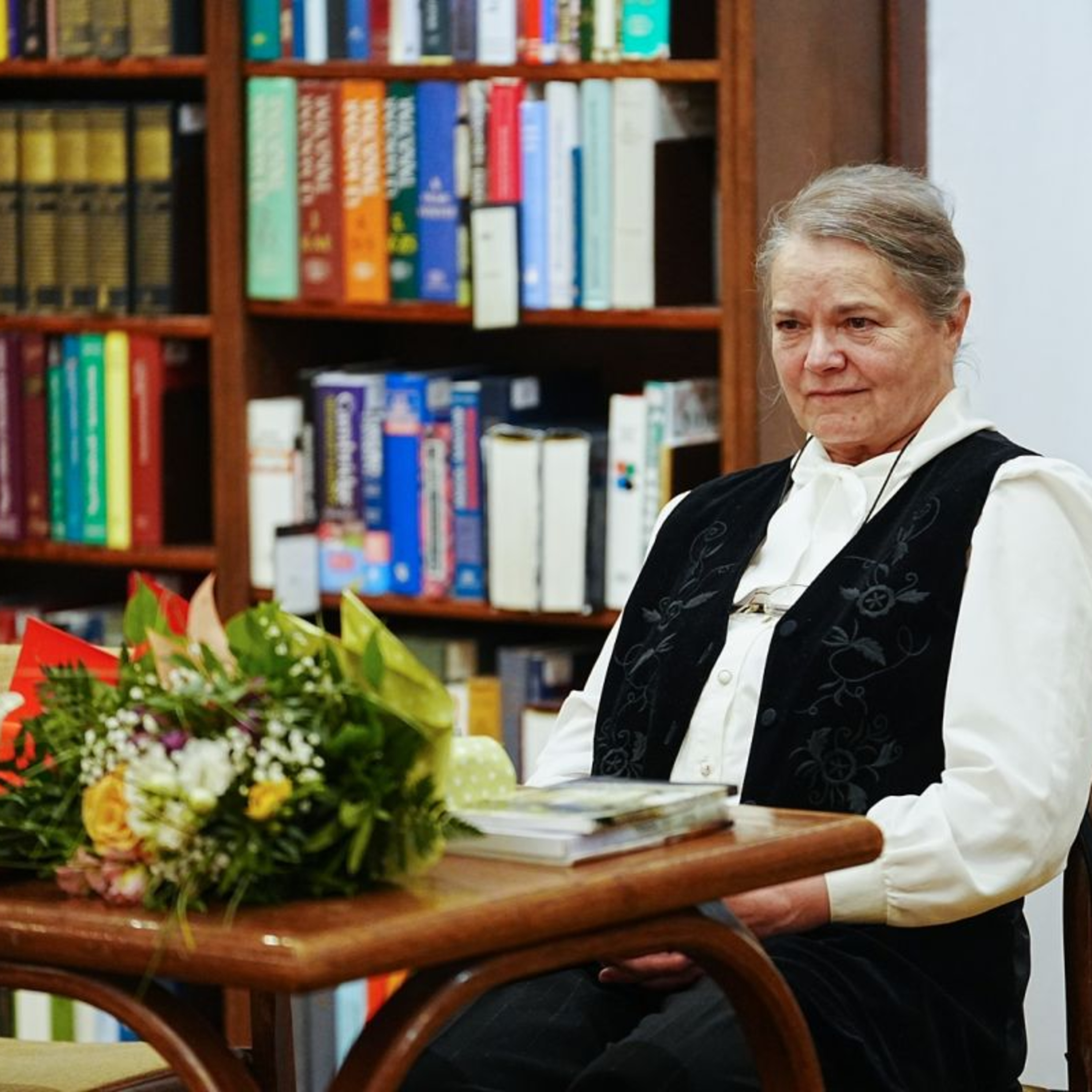 Simonyifalva sokoldalú művésze – Brittich Erzsébet episode artwork
