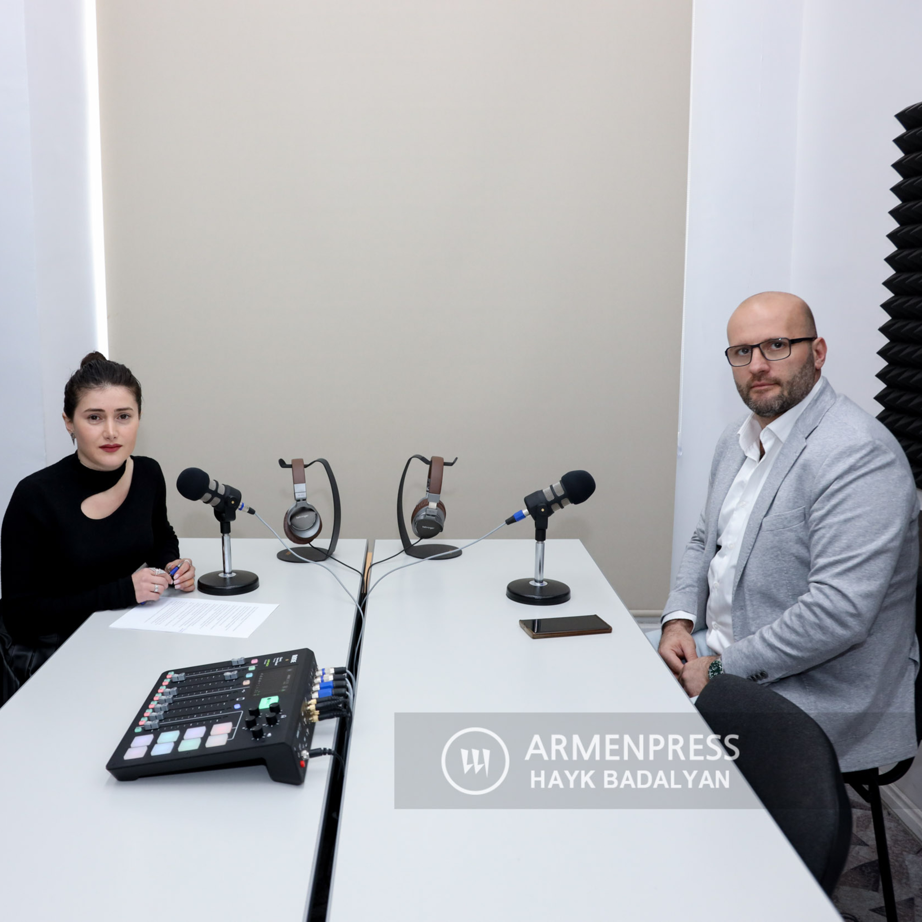 Podcast-Հարց բժշկին. Էնդոպրոթեզավորումը լիարժեք վերականգնում է բուժառուի շարժողականությունը, սակայն ըստ մասնագետի՝ պետք է լինել հետևողական  episode artwork