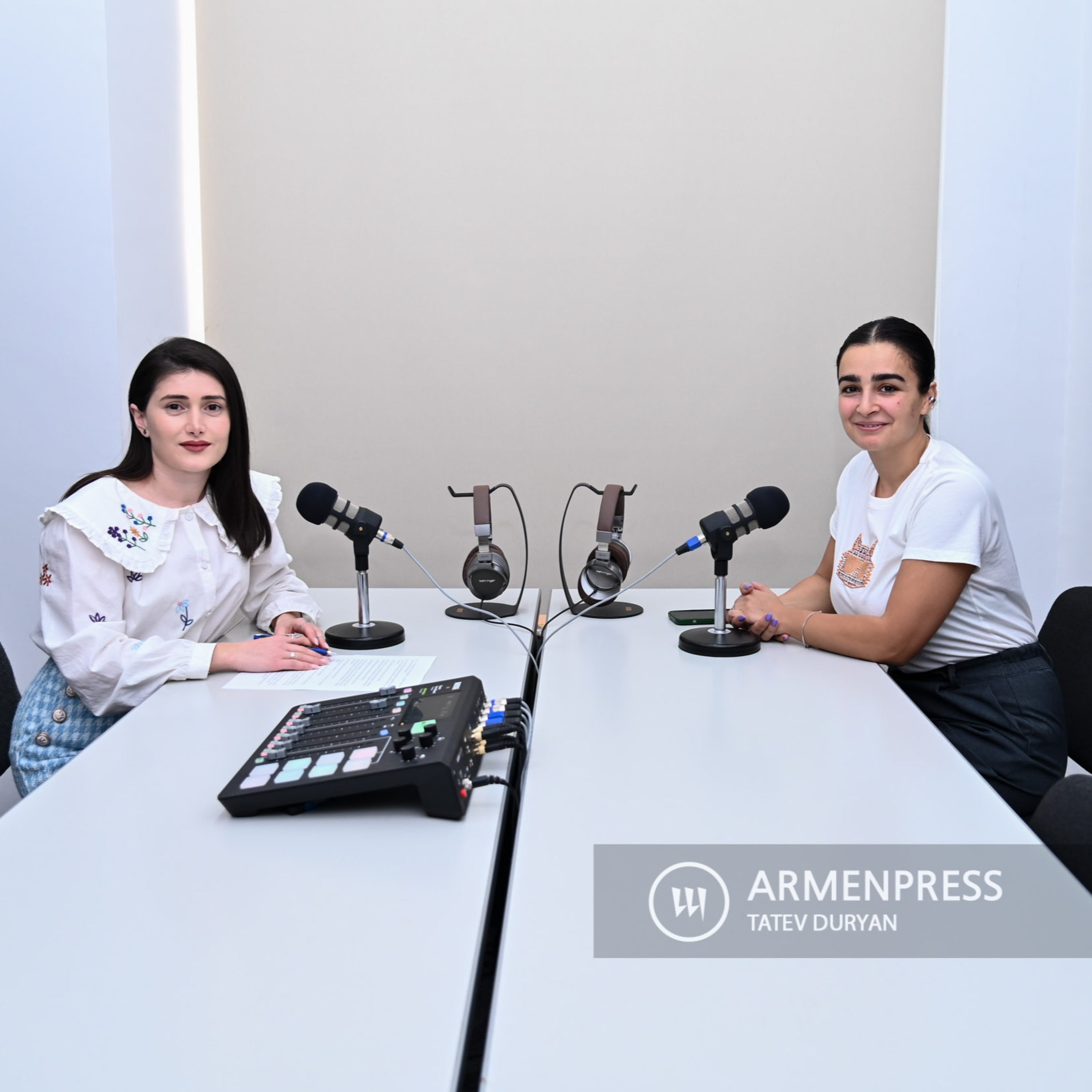  Podcast-Հարց բժշկին. Ֆարինգիտը և լարինգիտը տարբերվում են և՛ ախտանշաններով և՛ բուժման եղանակով episode artwork