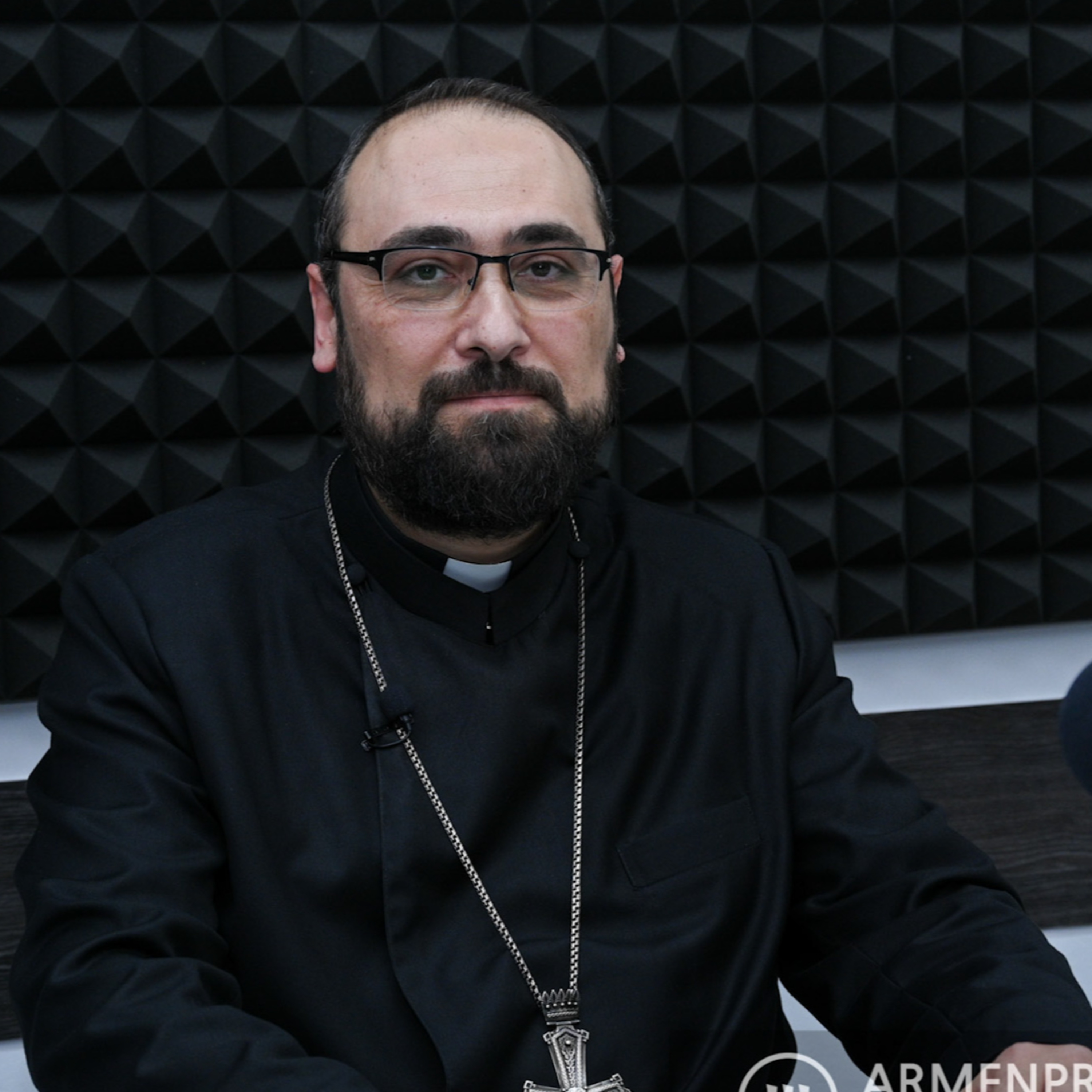Հարց քահանային episode artwork