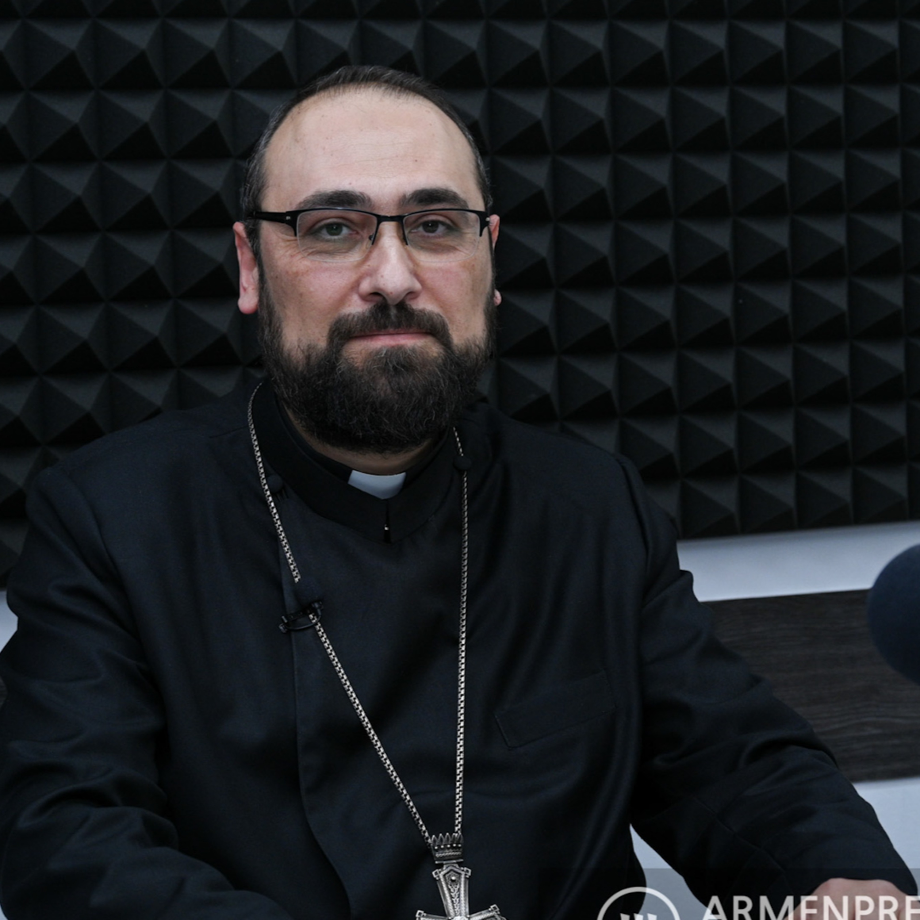Հարց քահանային episode artwork