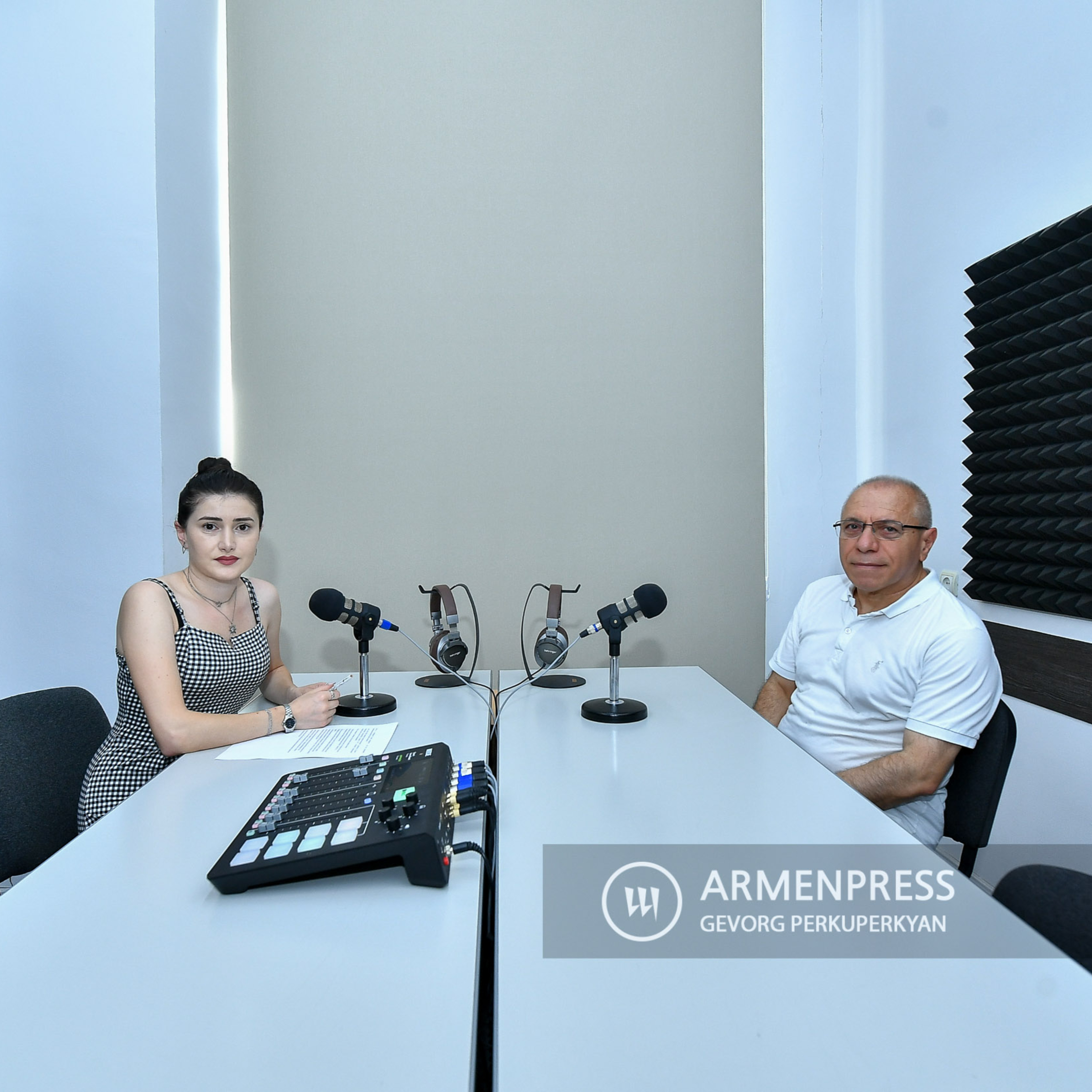 Podcast-Հարց բժշկին. երեխային վիրտուալ աշխարհից հեռու պահելու համար պետք է նրա առօրյան դարձնել հետաքրքիր episode artwork