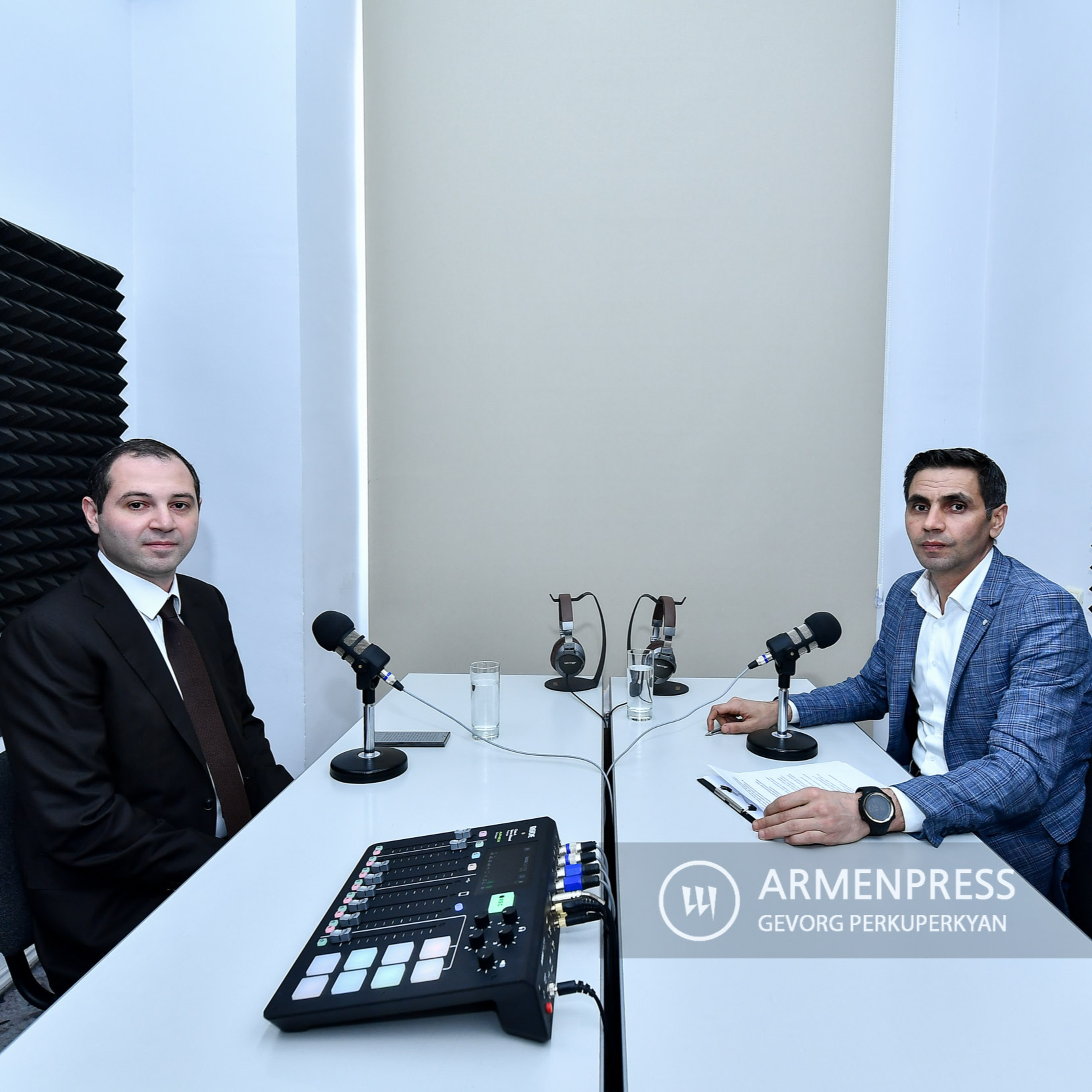 Podcast-ՖինԲրոքեր. Freedom Broker Armenia-ն ապահովում է արագ, հուսալի և ապահով ներդրումներ աշխարհի խոշոր բորսաներում episode artwork
