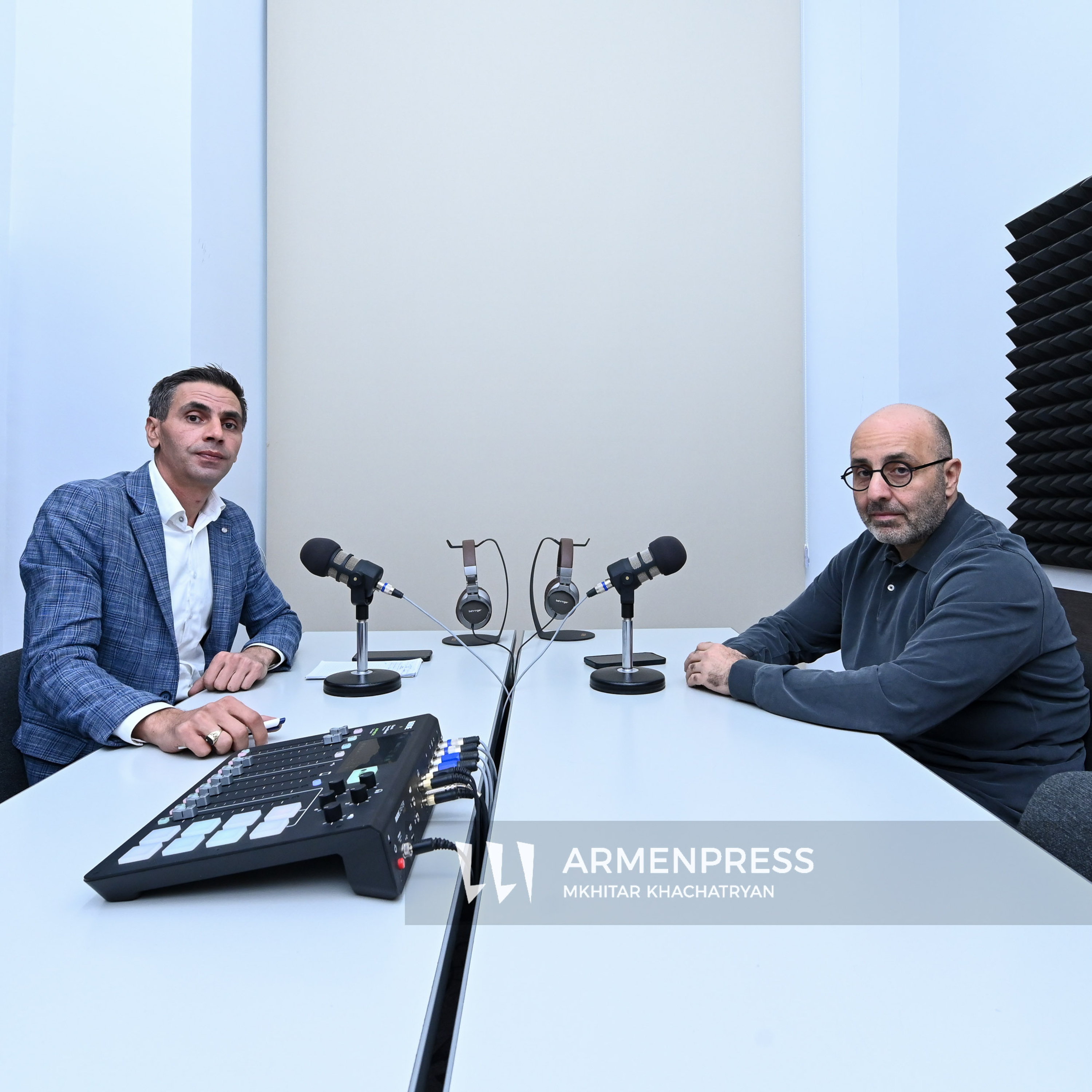 Podcast-ՍոցUp. ժողովրդագրության նոր ռազմավարության տեսլականում դեմոգրաֆիկ կառուցվածքի շնորհիվ մարդկային կապիտալի զարգացումն է episode artwork