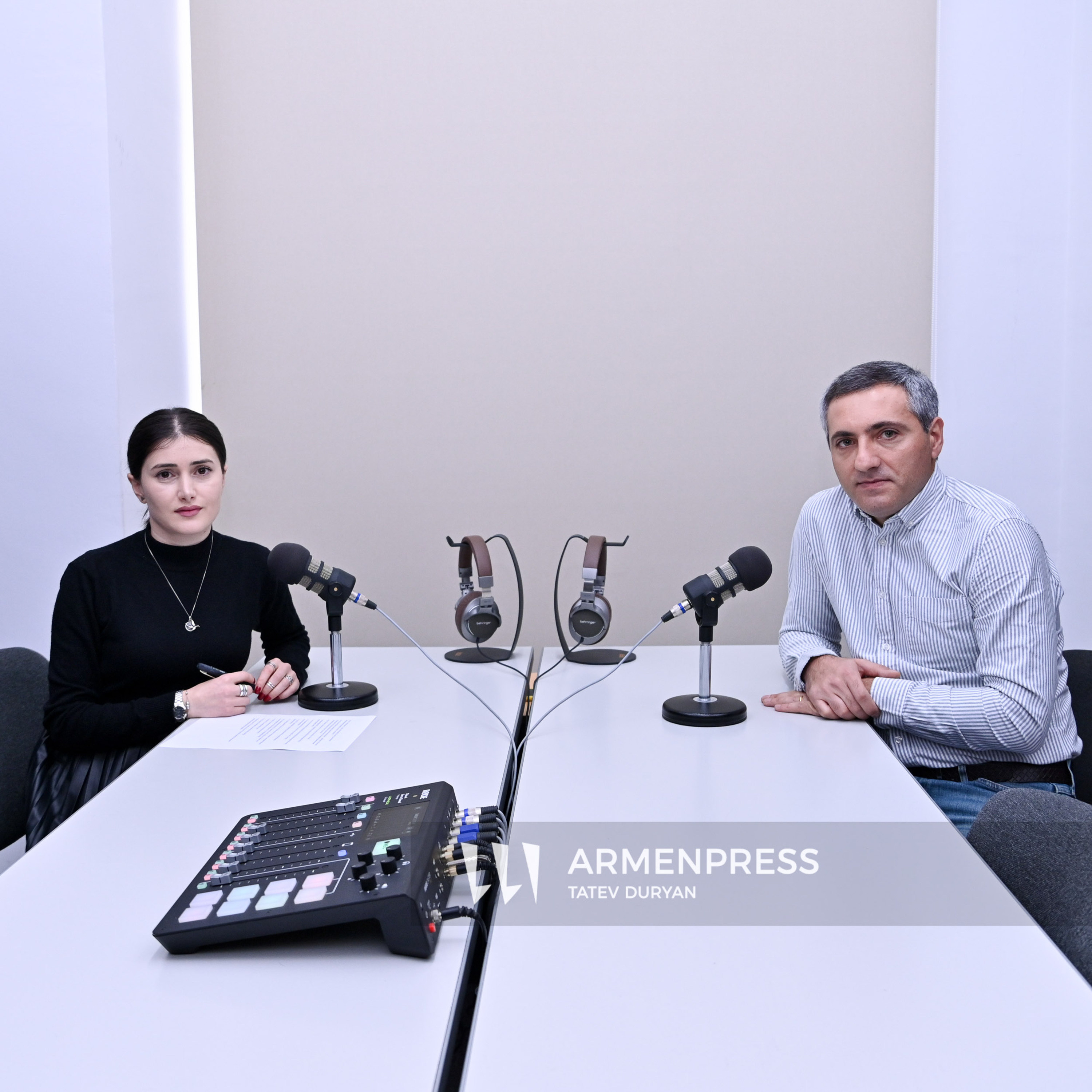 Podcast-Հարց բժշկին. Ծխելը, խմելը և վատ սննդի ընդունումն ավելացնում են արյան խոլեստերինի քանակը, որն էլ բերում է անոթային աթերոսկլերոզ հիվանդության episode artwork