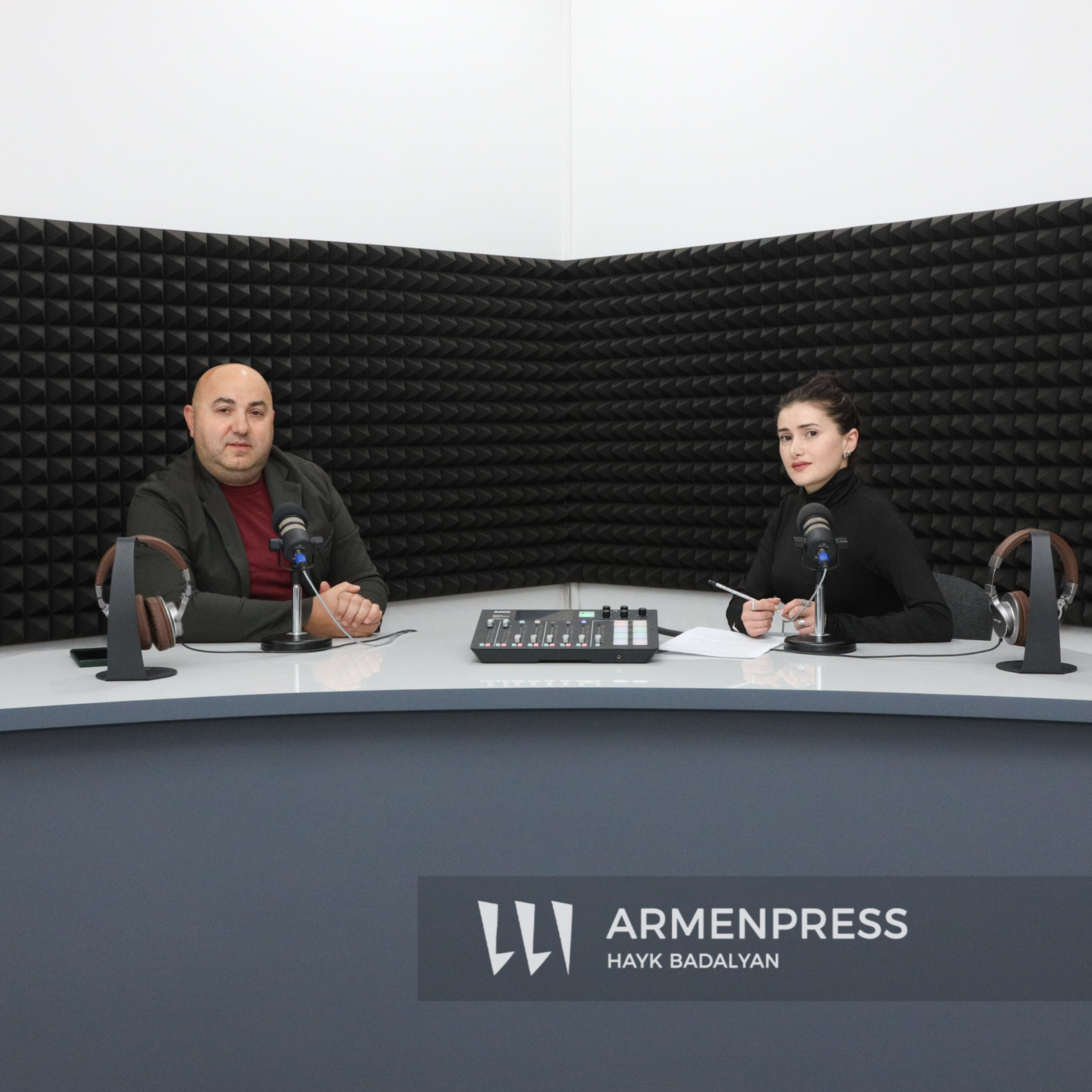 Podcast-Հարց բժշկին. արդյունավետ բուժման հիմնական սկզբունքներից մեկը բուժառուների հետ առողջ հարաբերություններ ձևավորելն է episode artwork