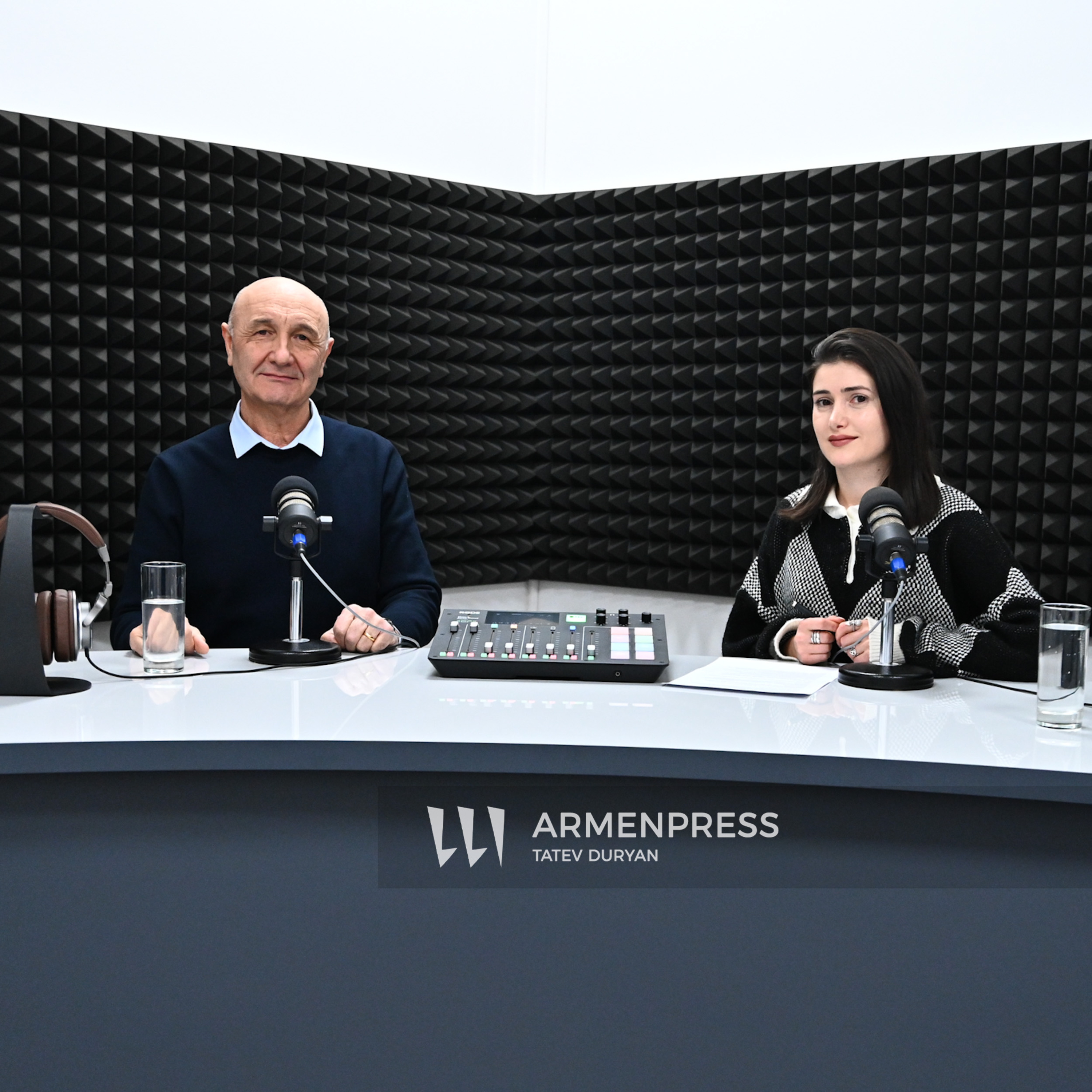 Podcast-Հարց բժշկին. Վիրուսների գործոնը շատ մեծ դեր է խաղում խրոնիկ սրտային պրոբլեմների կտրուկ սրացման հարցում episode artwork