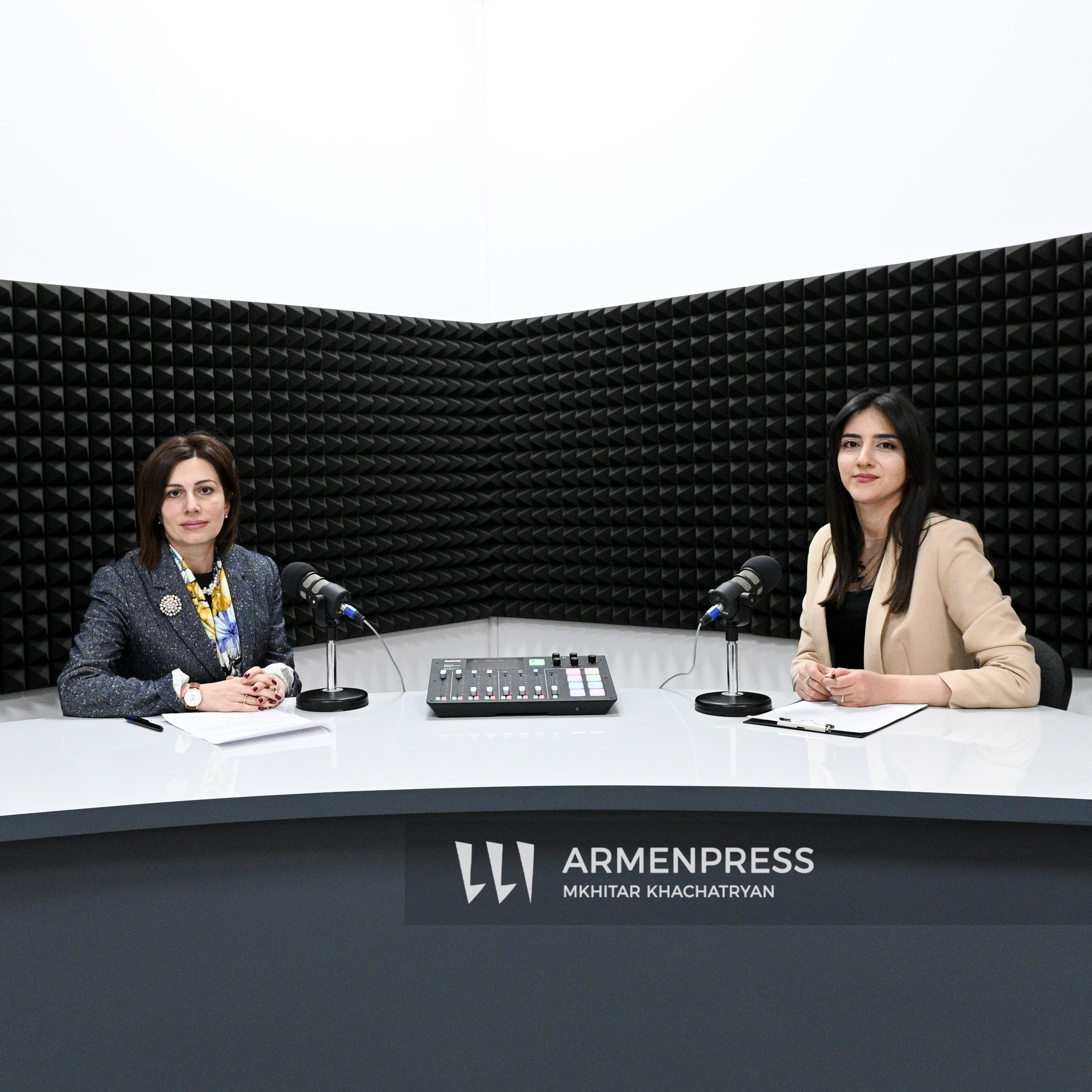 Ինչ ծառայություններ կընդգրկի առողջության համապարփակ ապահովագրությունը. նախարարը՝ ծրագրերի մասին episode artwork