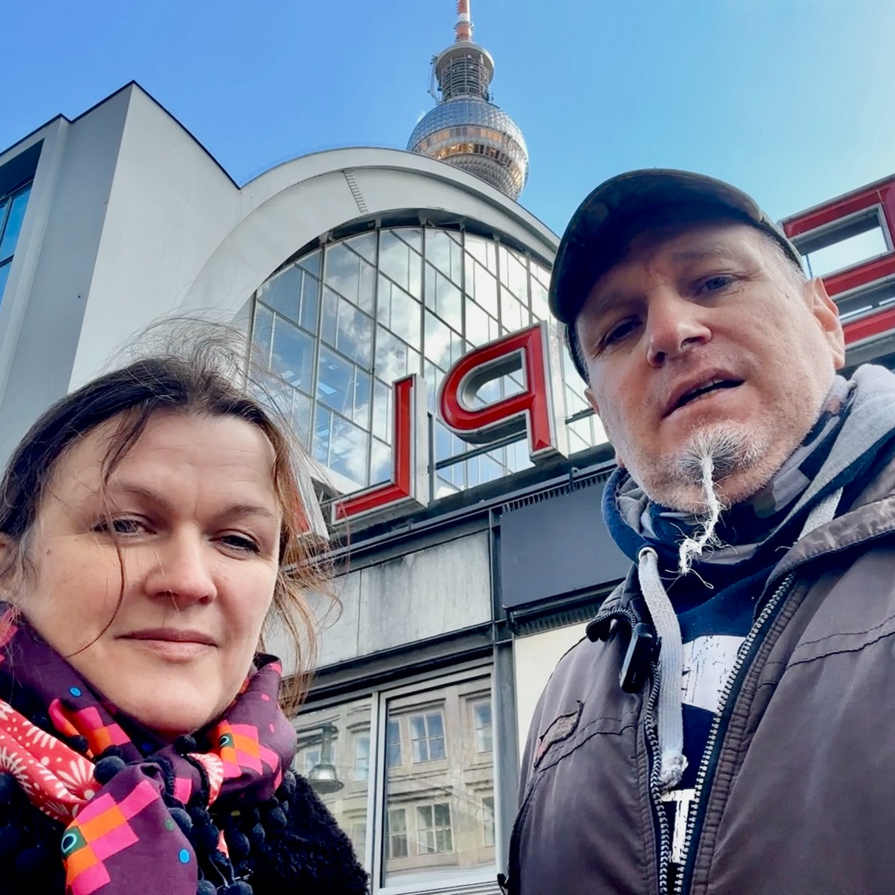Берлин -Александерплатц - главный транспортный узел, удобный шопинг и вкусный фастфуд  episode artwork