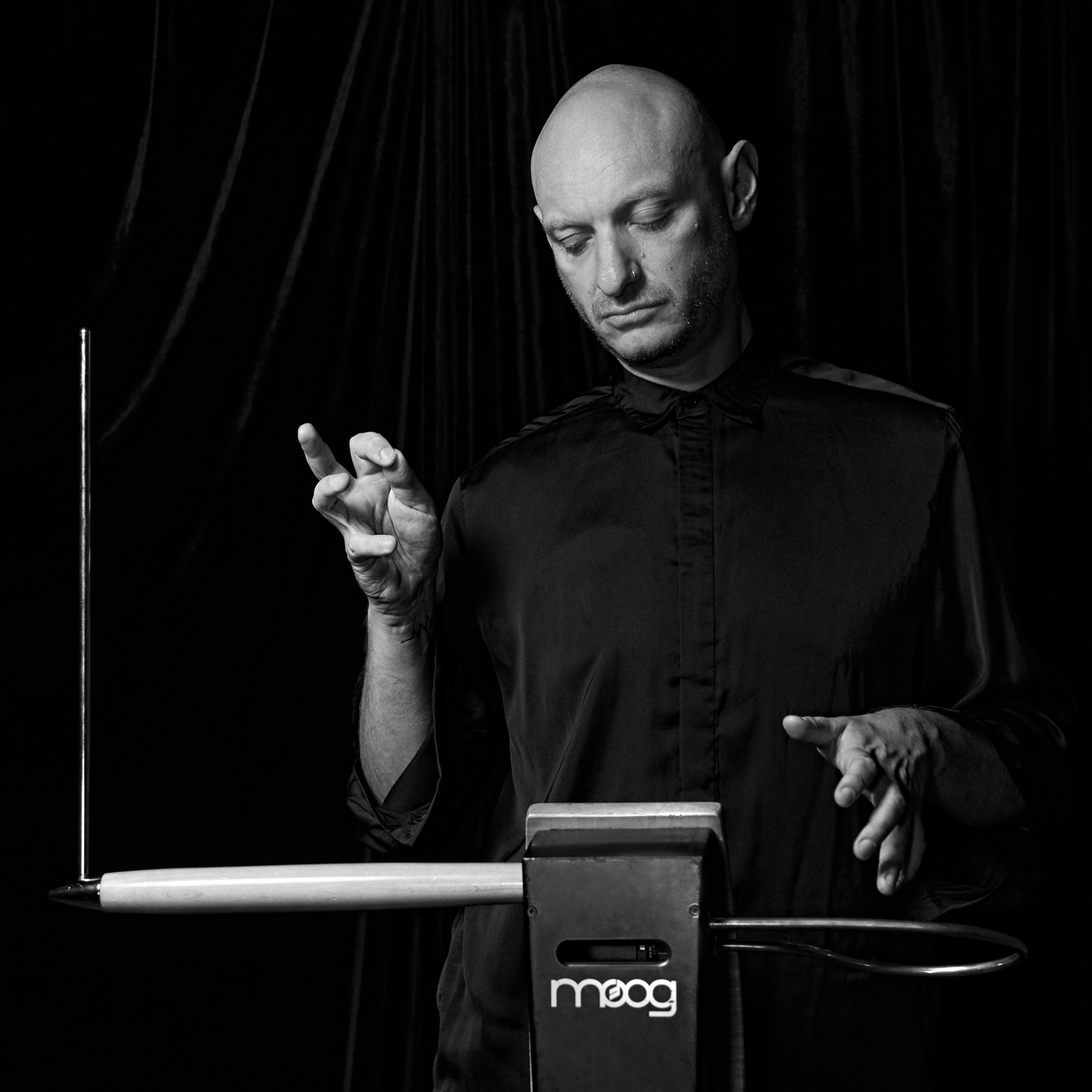 Theremin 30