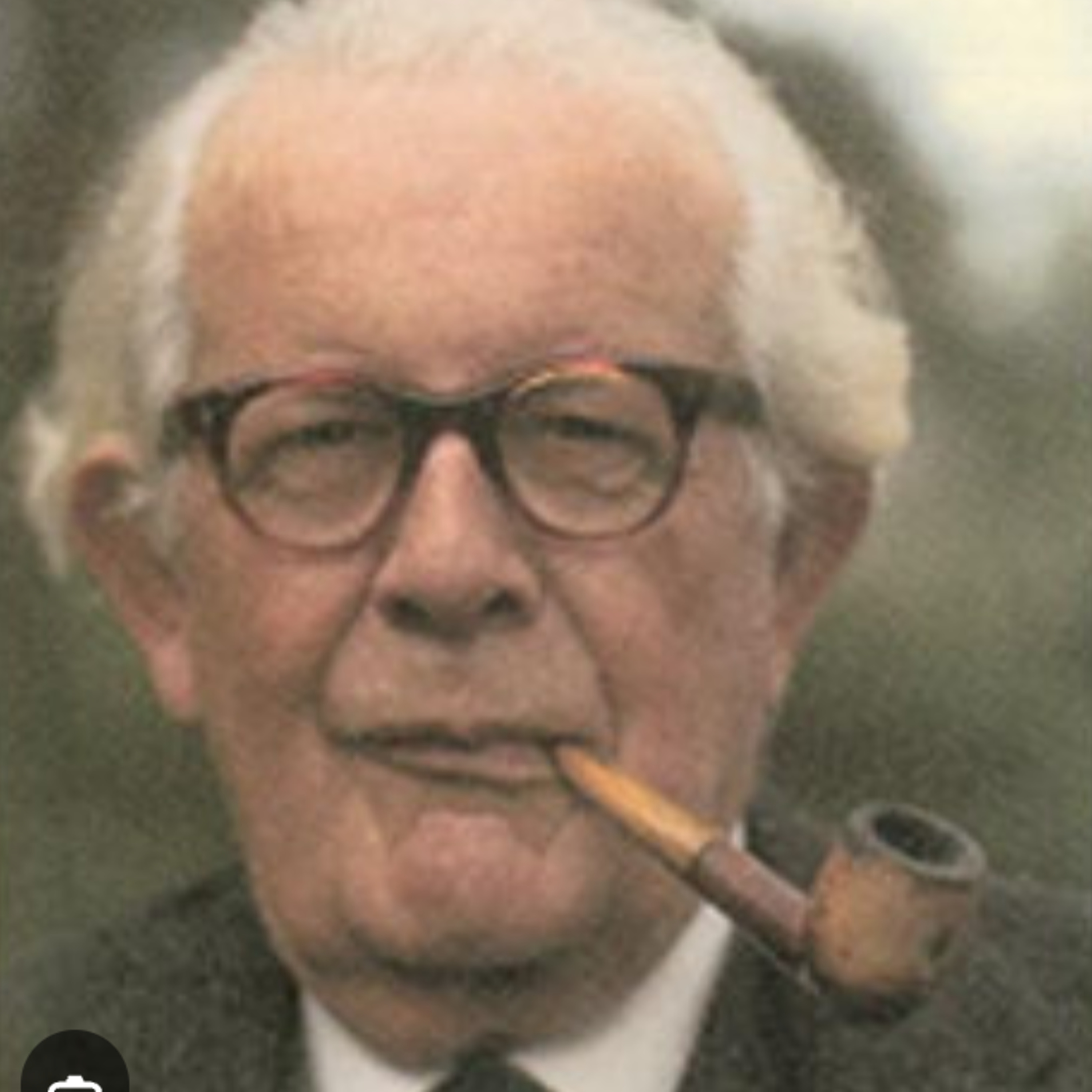 Biografía de Piaget  episode artwork
