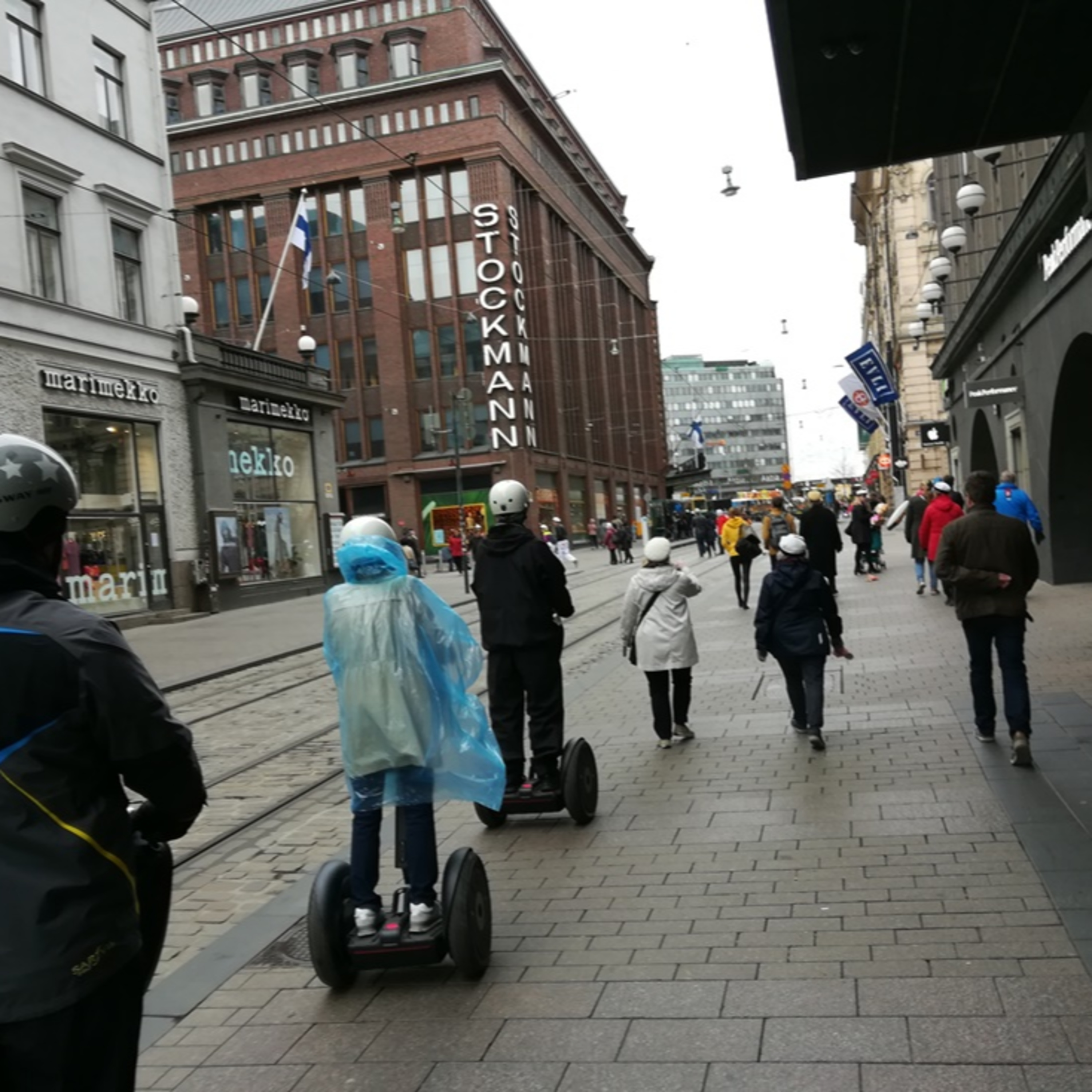 Discover the Best of Helsinki with Group Tours episode artwork