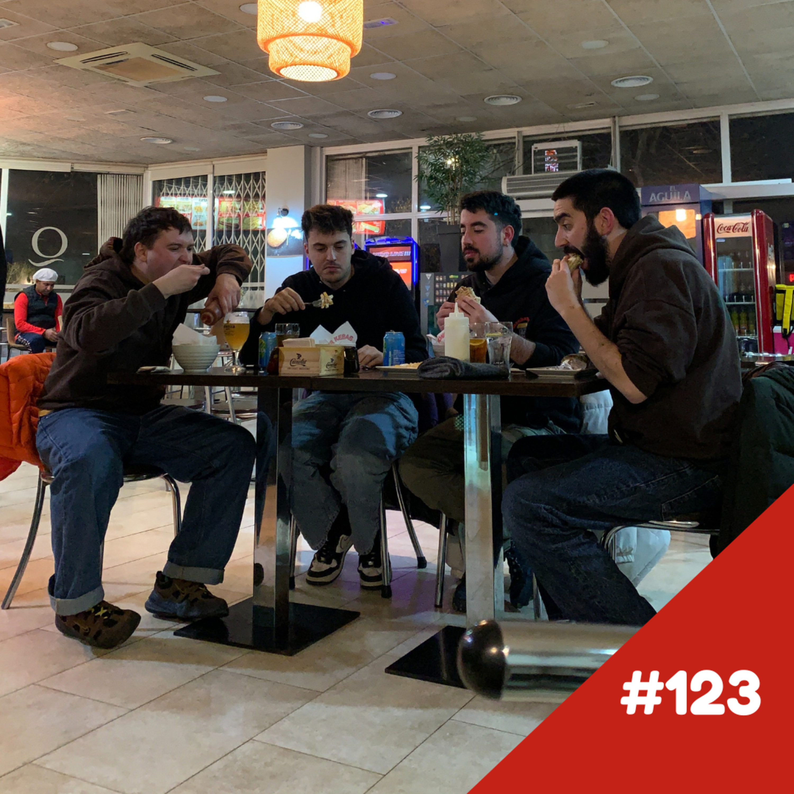 En Comú Ens Fotem #123 Muntanyes i excursions amb Santi Torrella episode artwork