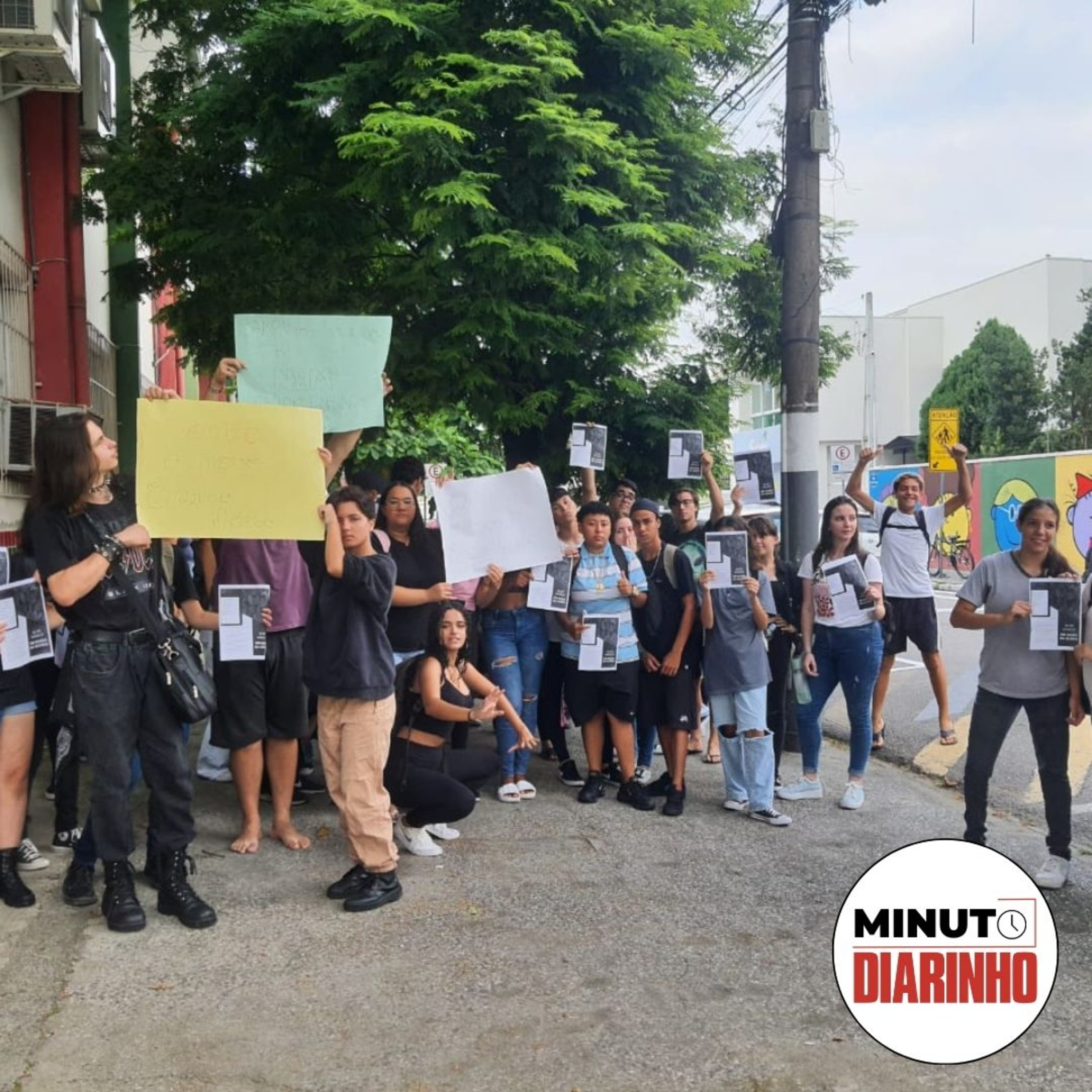 Protesto contra o Novo Ensino Médio, observador do Flamengo em Itajaí e mais episode artwork