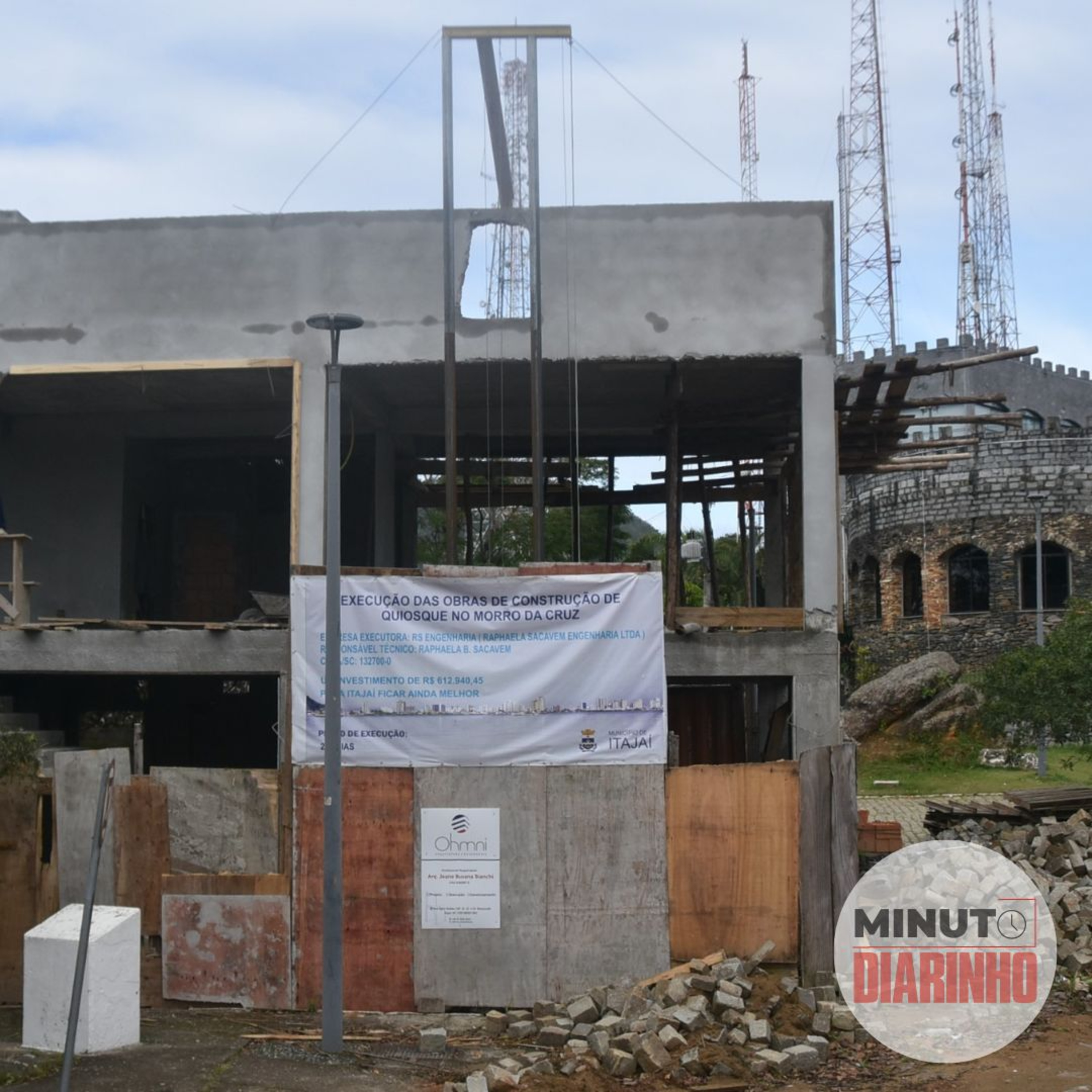 Quiosque do Morro da Cruz deve ficar pronto em outubro, cães da PM acham arma e mais  episode artwork