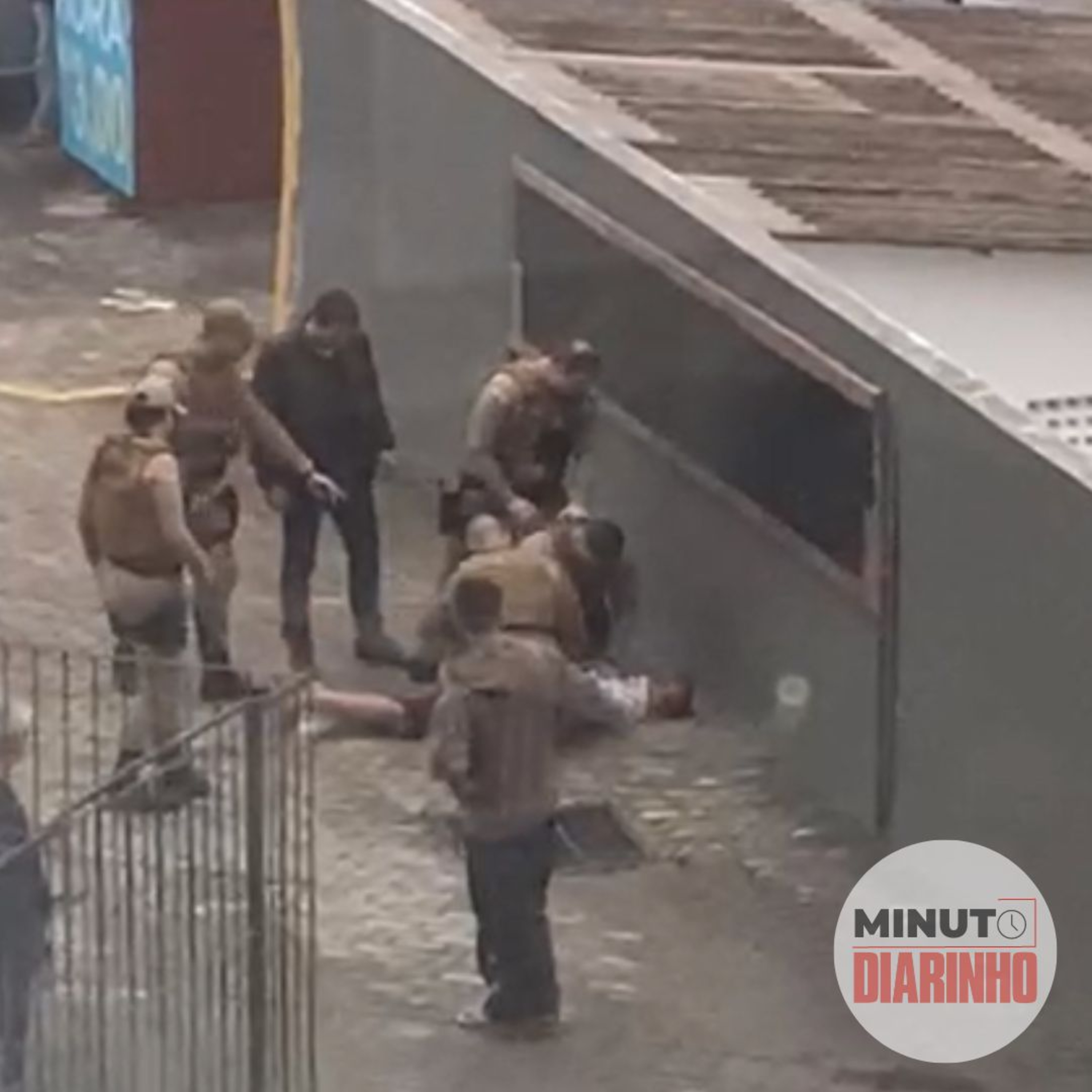 Vídeo flagra violência policial em Itajaí, pesca da lagosta será controlada e mais episode artwork