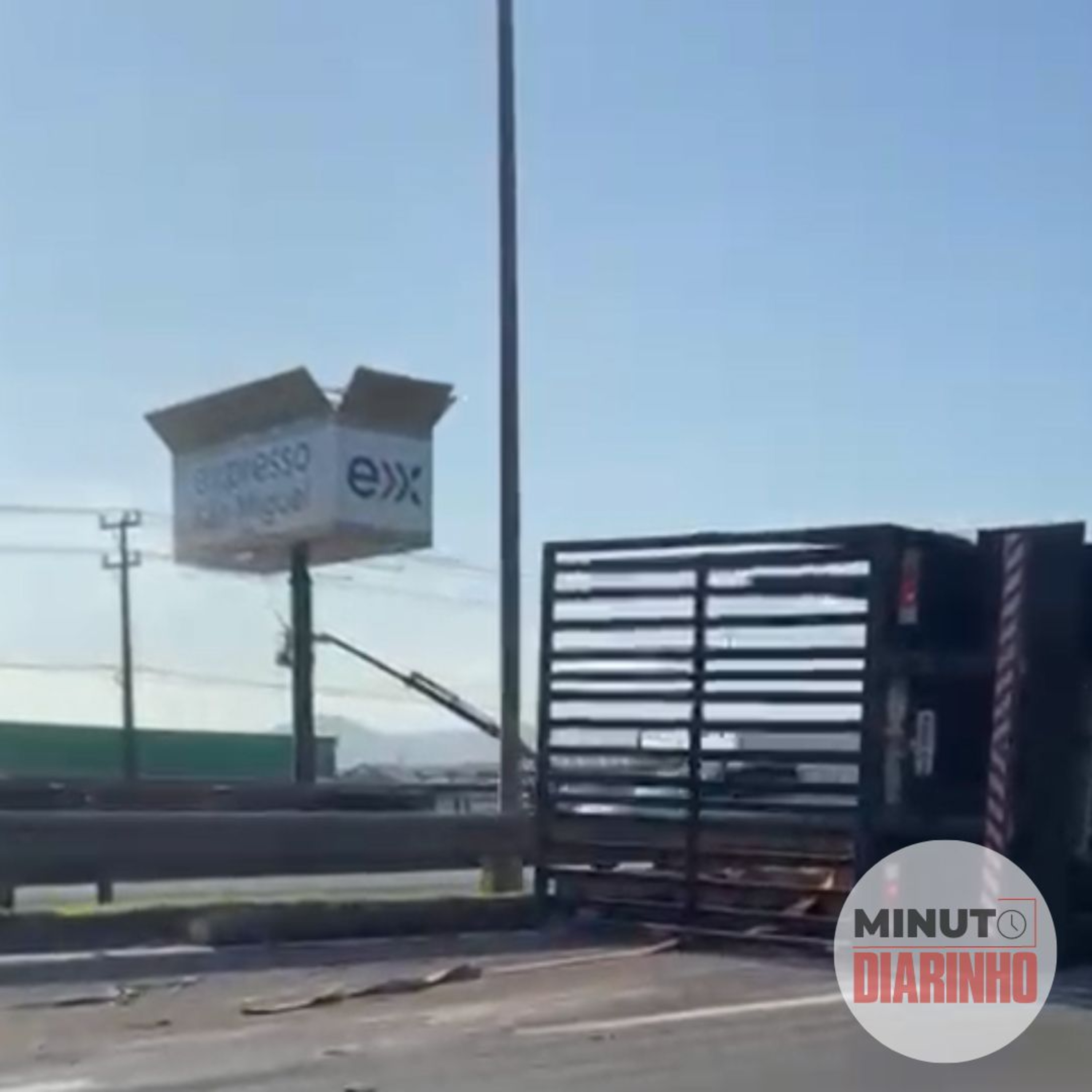 Carreta com toras tomba na BR 101, morador diz que funcionário do ferry esvazia pneus de bikes e mais episode artwork