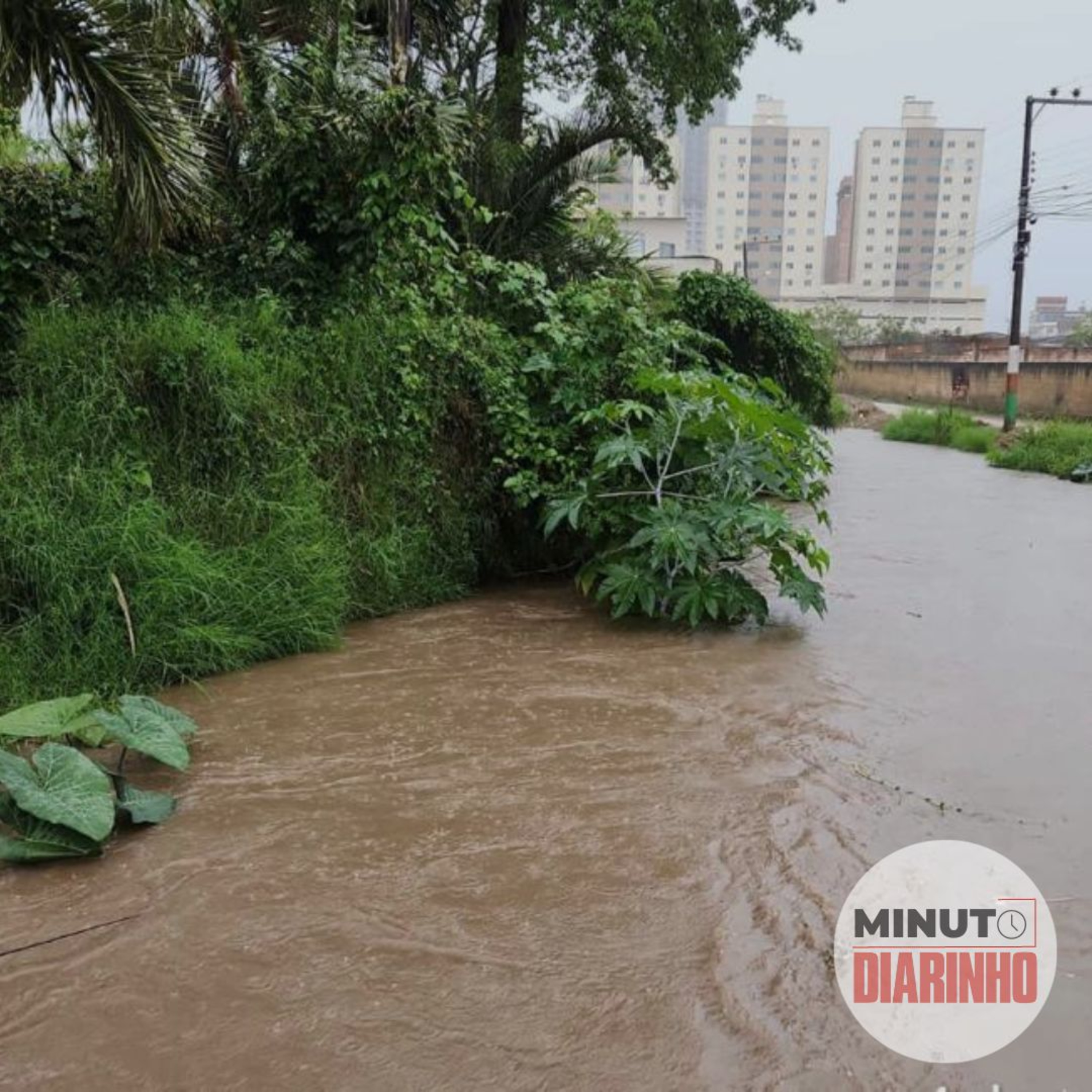 Confira as principais ocorrências devido à chuva na região episode artwork