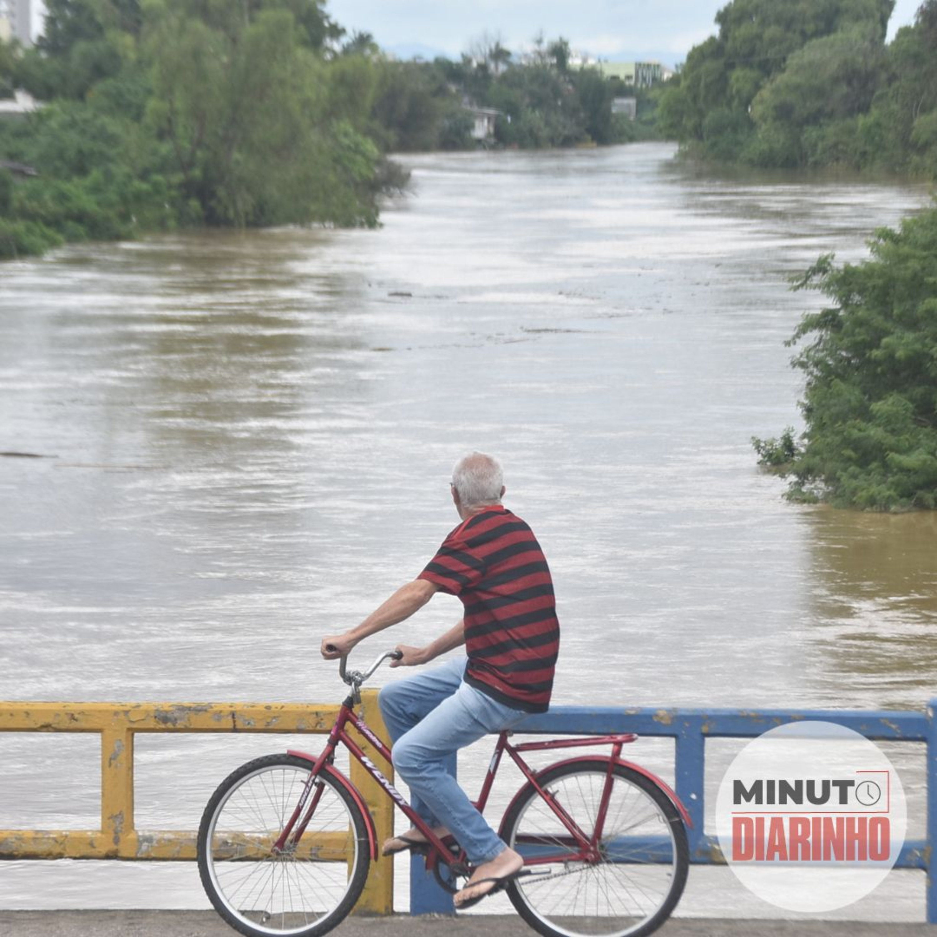 Previsão é de chuva na quarta-feira, Itajaí registra alagamentos e mais episode artwork