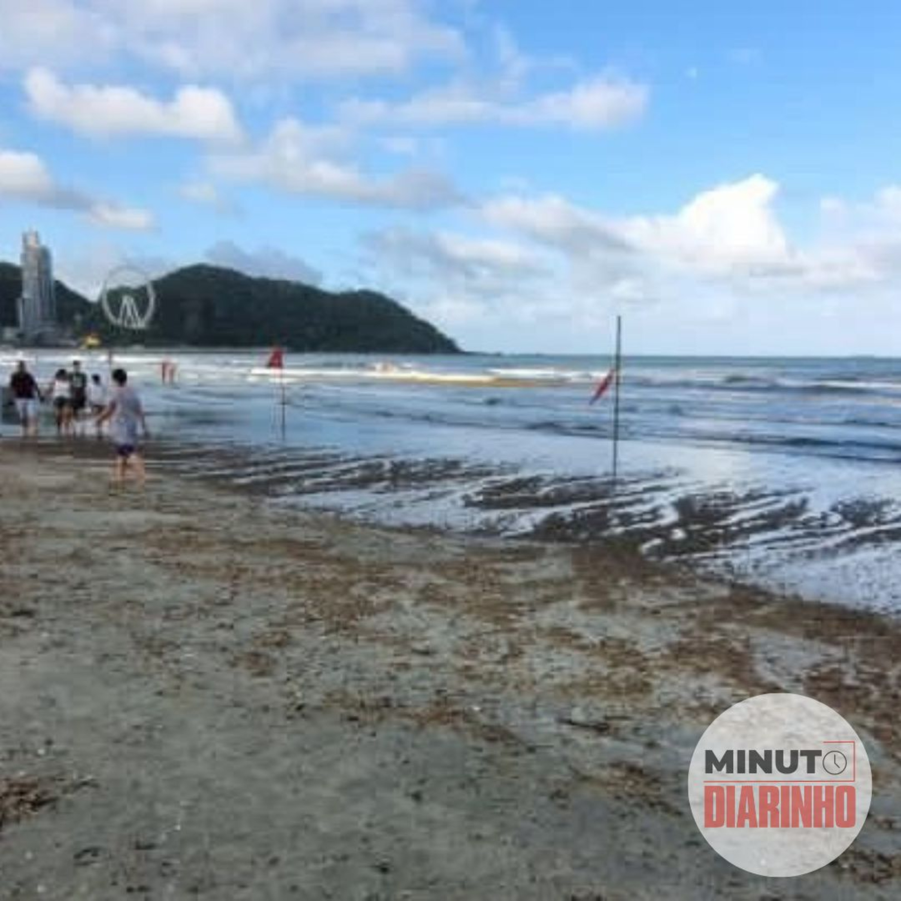 Praia Central de Balneário Camboriú voltou a ter mau cheiro episode artwork