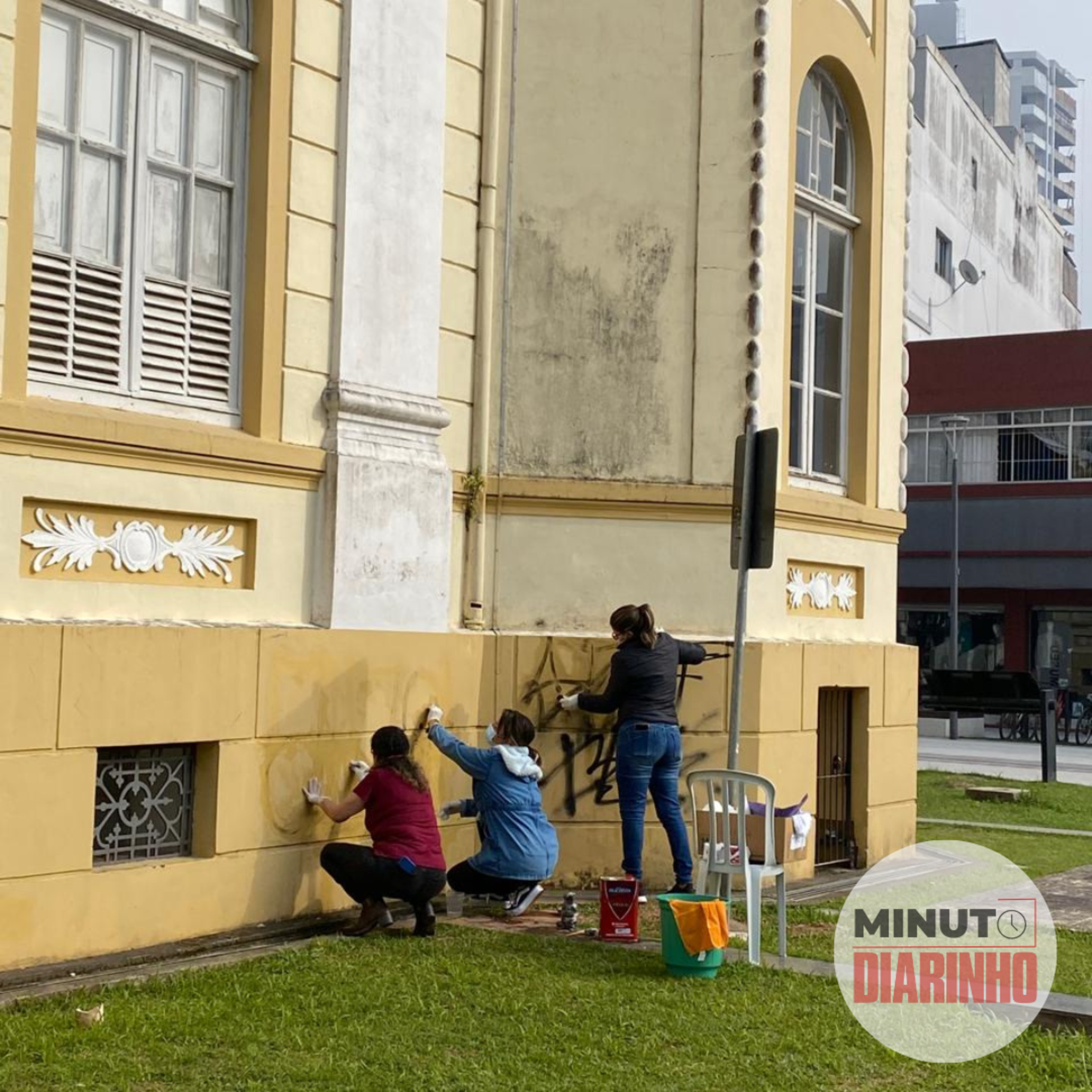 Servidoras fazem força-tarefa e limpam pichação no Museu Histórico de Itajaí episode artwork