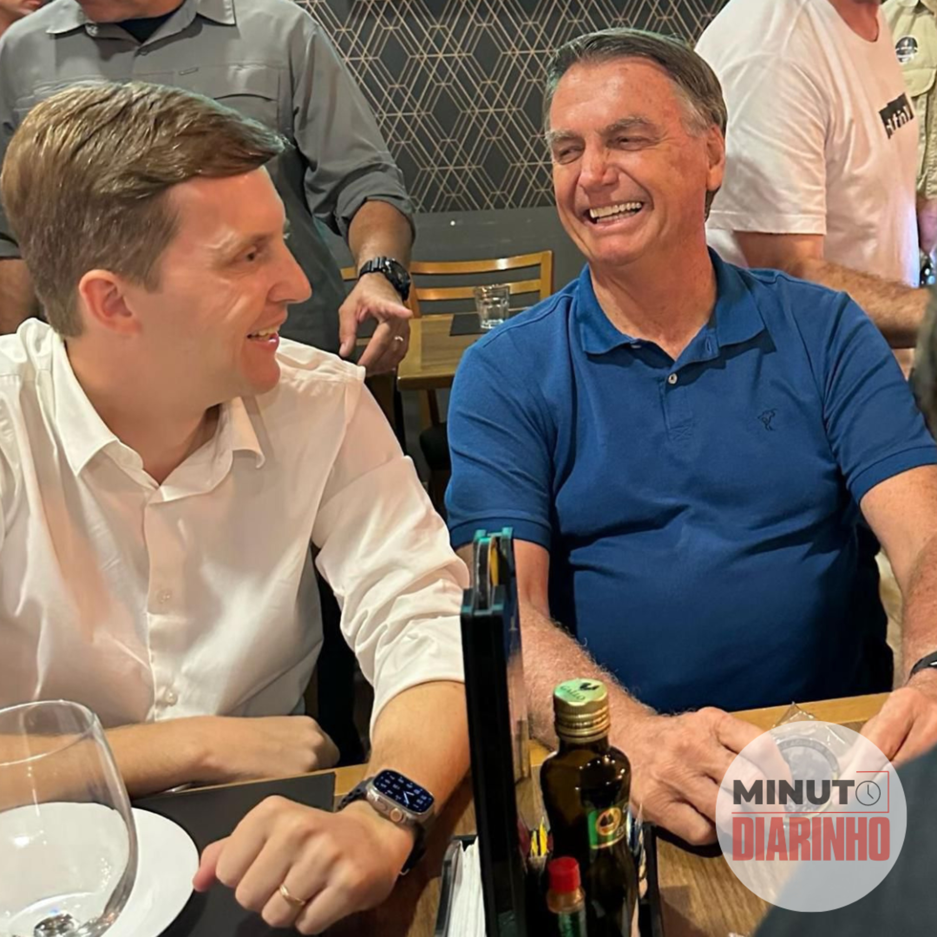 Bolsonaro em Balneário Camboriú para campanha eleitoral  episode artwork