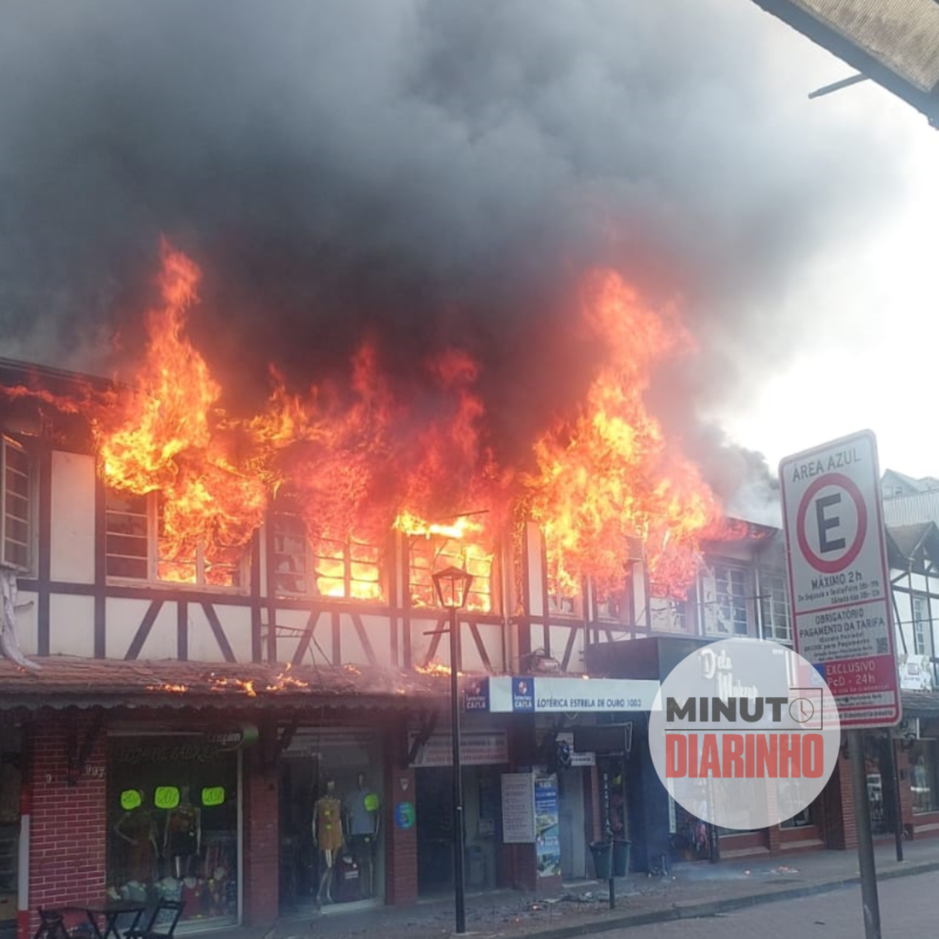 Vídeos mostram incêndio na principal rua de comércio de Blumenau episode artwork