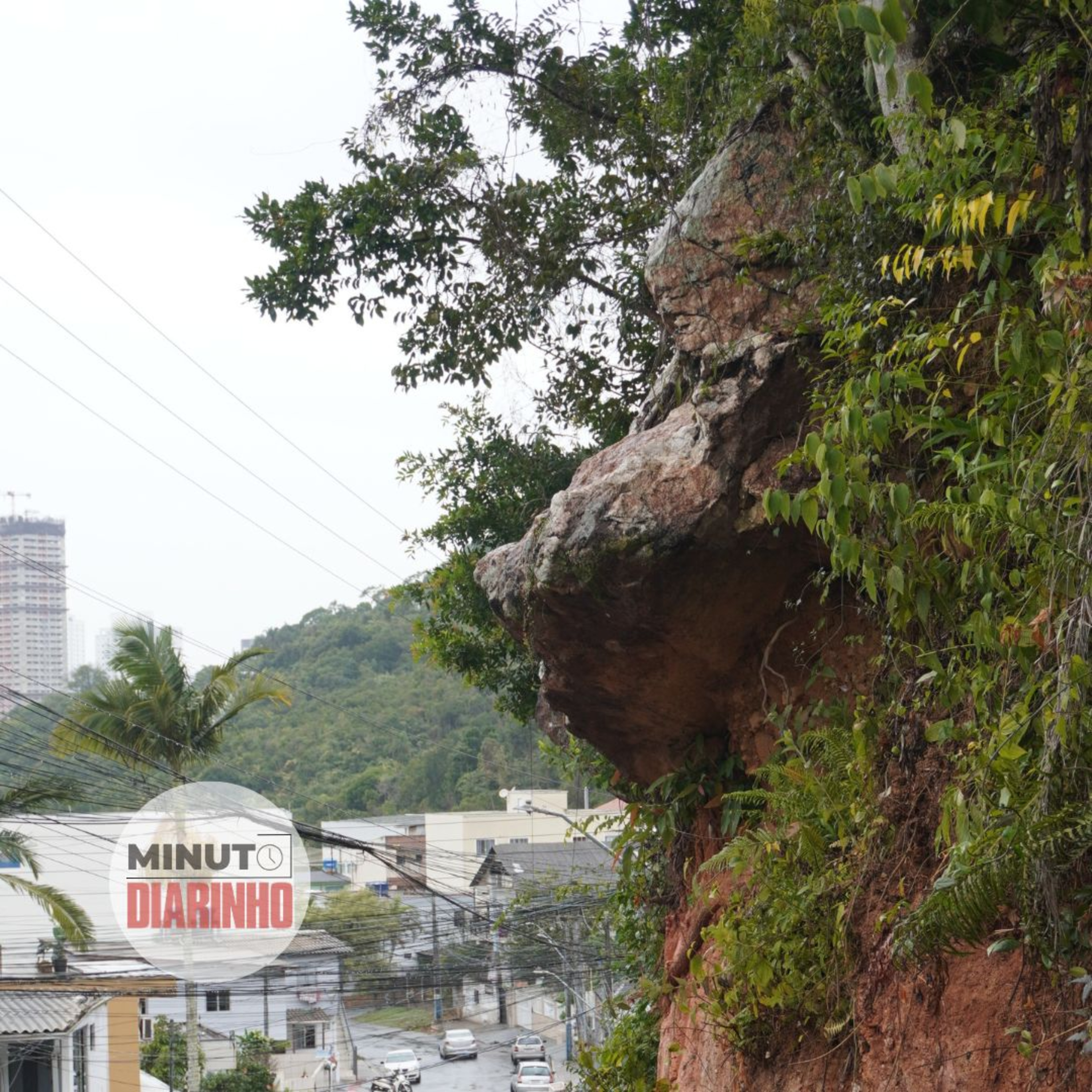Prefeitura vai tirar pedras gigantes em área de risco no bairro das Nações episode artwork