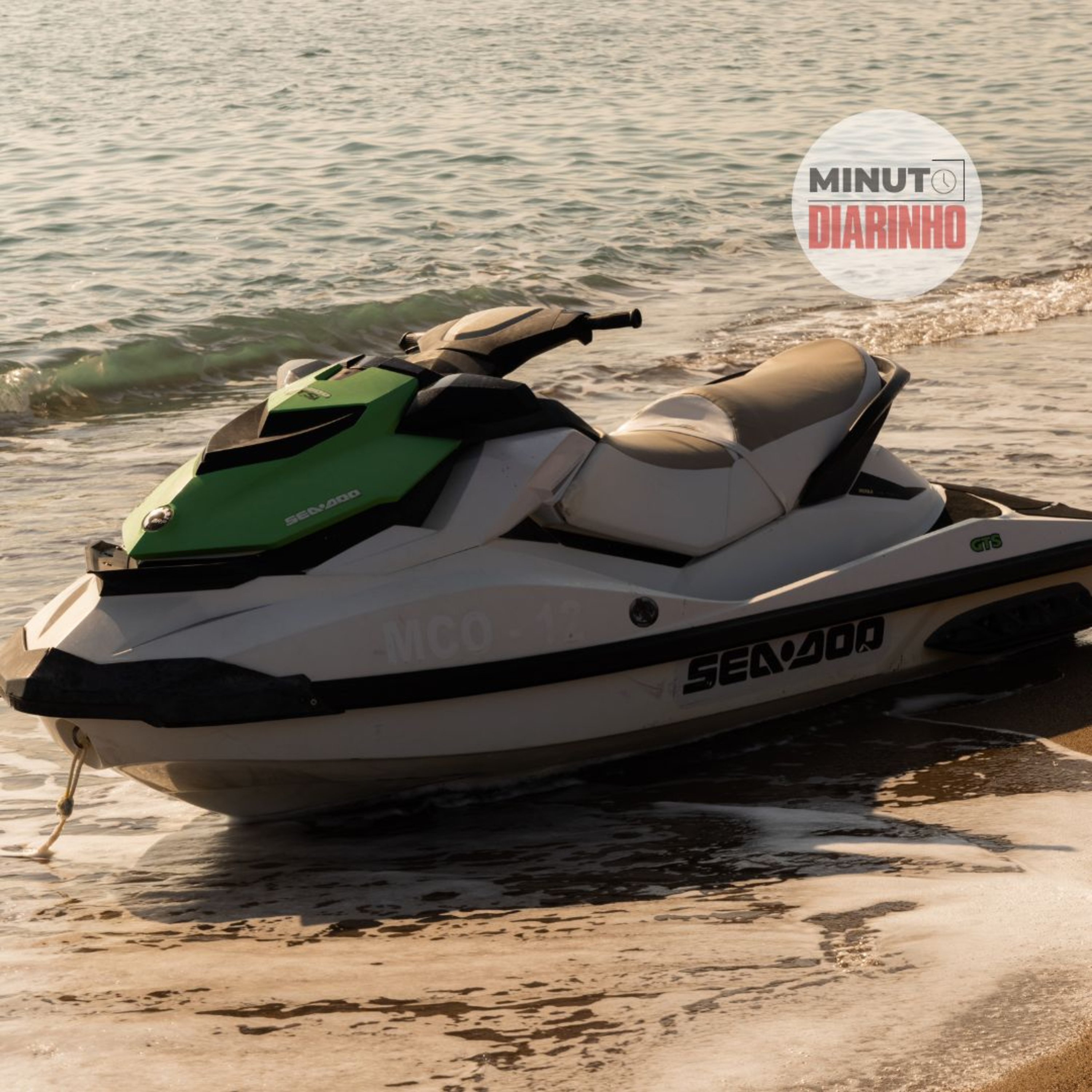 Denúncia relata adolescentes pilotando jet-skis na Barra Sul episode artwork