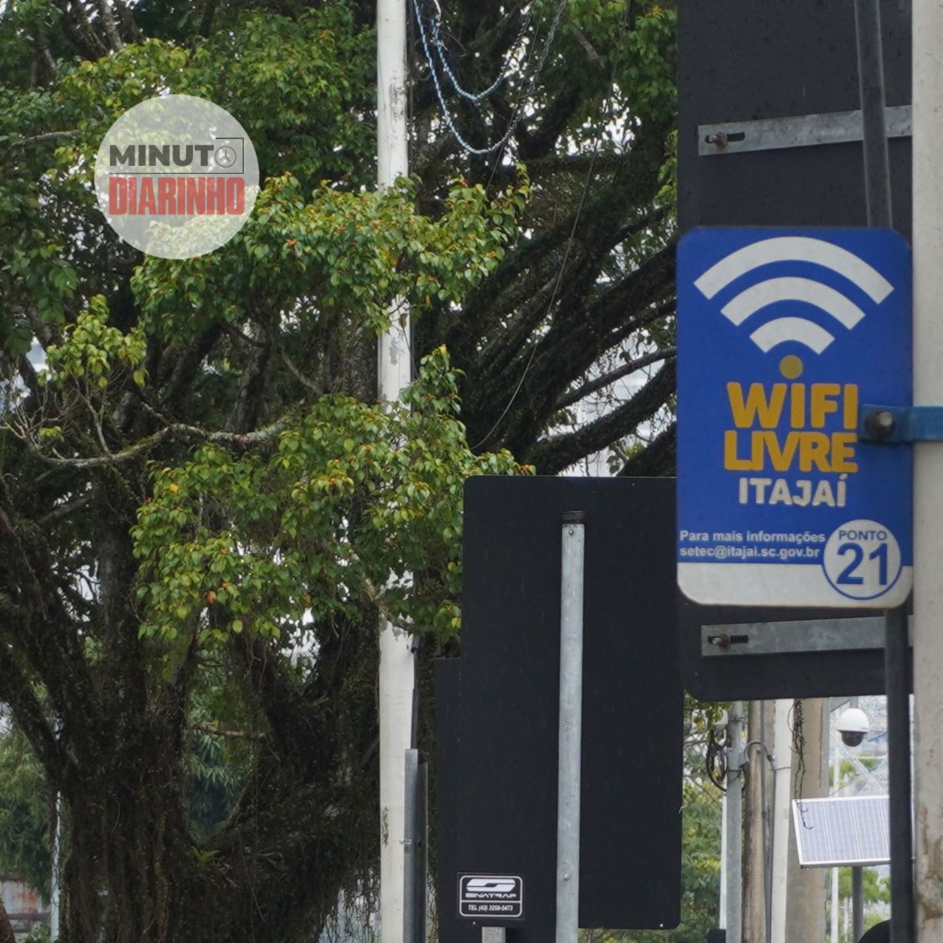 Wifi grátis tá funcionando meia boca em Itajaí episode artwork